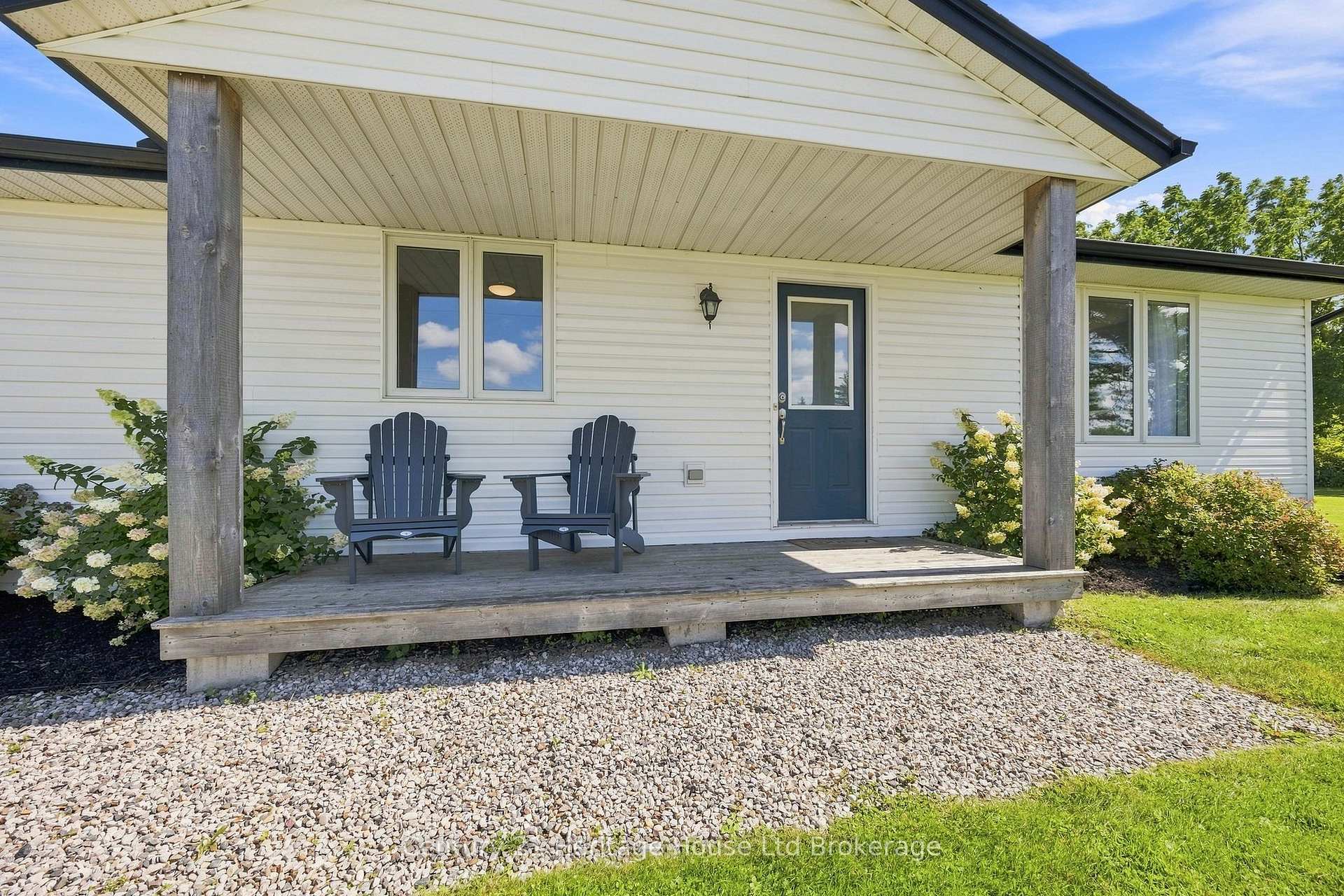 Photo 2 of 34679 Third Line, Southwold, Rural Southwold — HOMEH