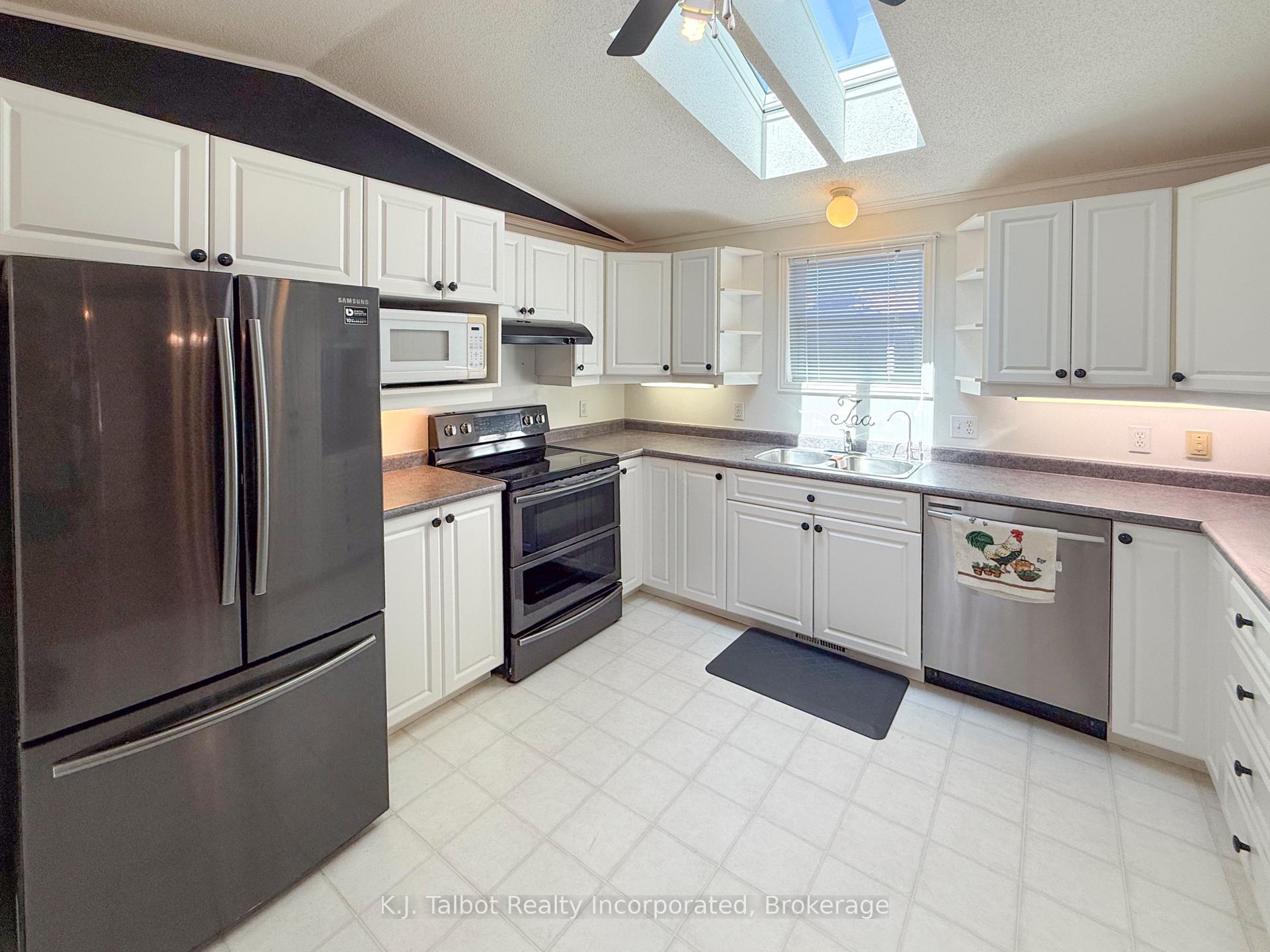 Photo 27 of 55 Algonquin Lane, Ashfield-Colborne-Wawanosh, Colborne — HOMEH