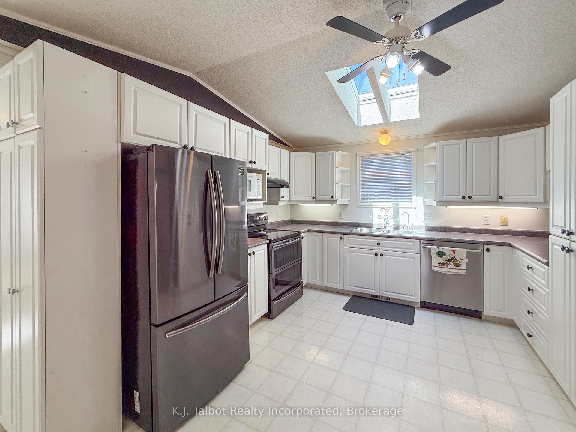 Photo 28 of 55 Algonquin Lane, Ashfield-Colborne-Wawanosh, Colborne — HOMEH