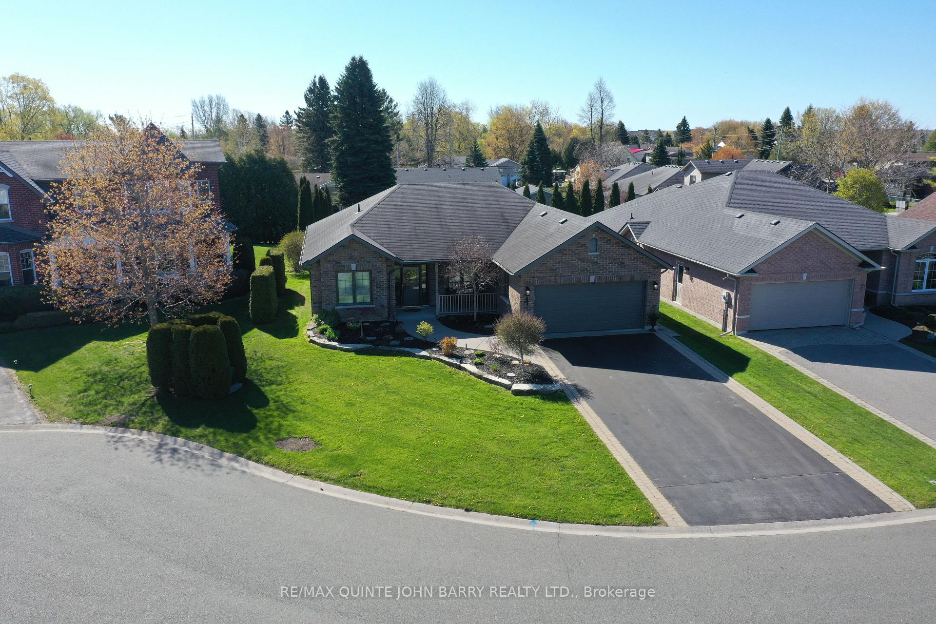 Photo of 4 Hickory Court