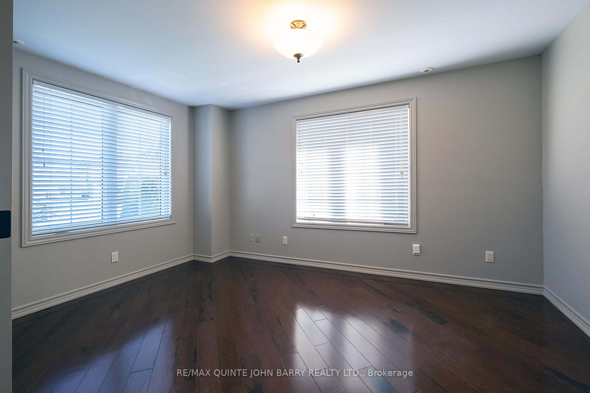 Photo 6 of 4 Hickory Court, Brighton — HOMEH