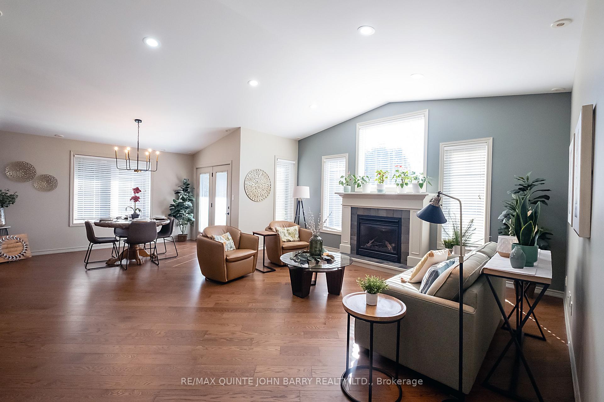 Photo 19 of 4 Hickory Court, Brighton — HOMEH