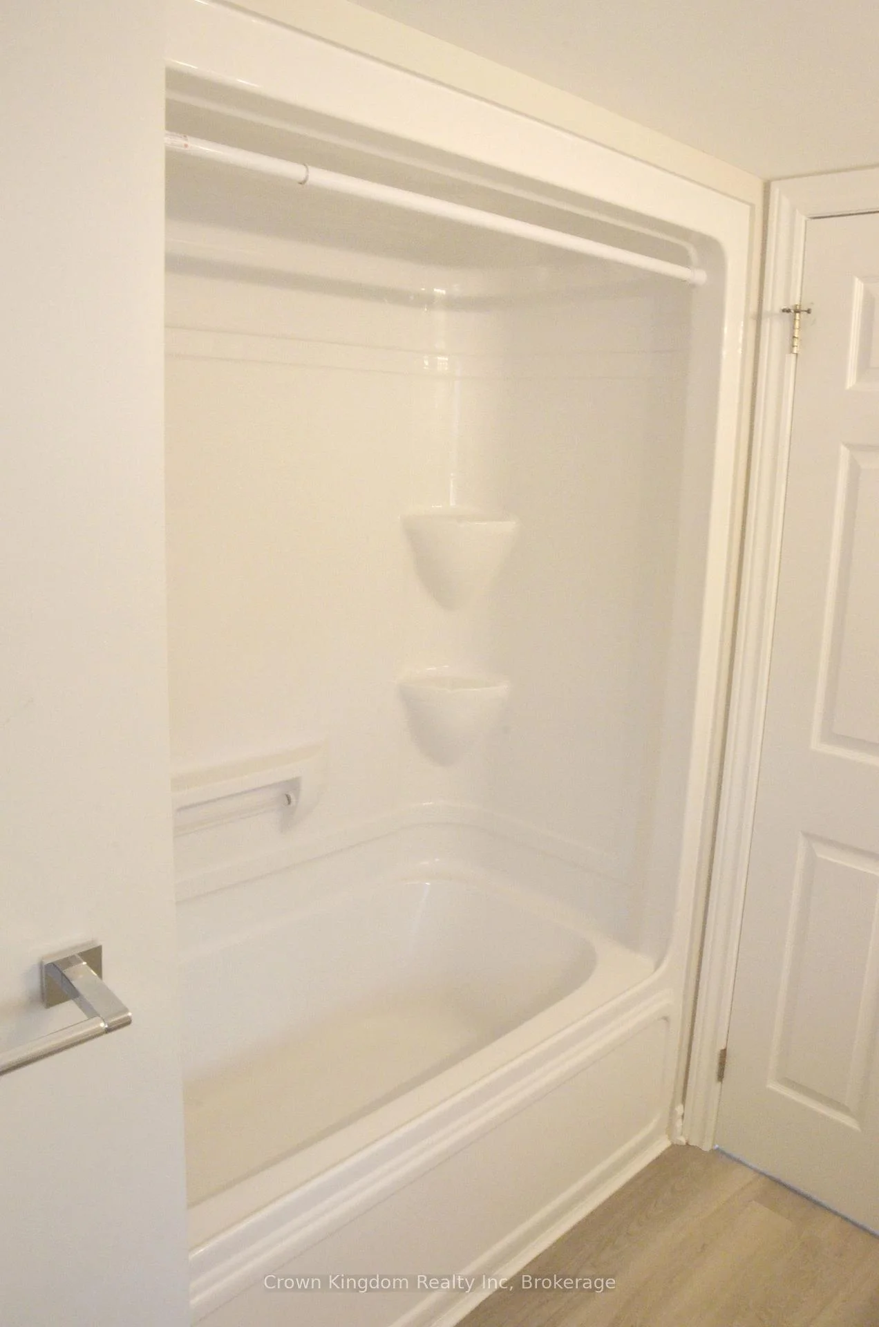Photo 24 of Unit 212, 1360 Main Street E, Milton, Dempsey — HOMEH