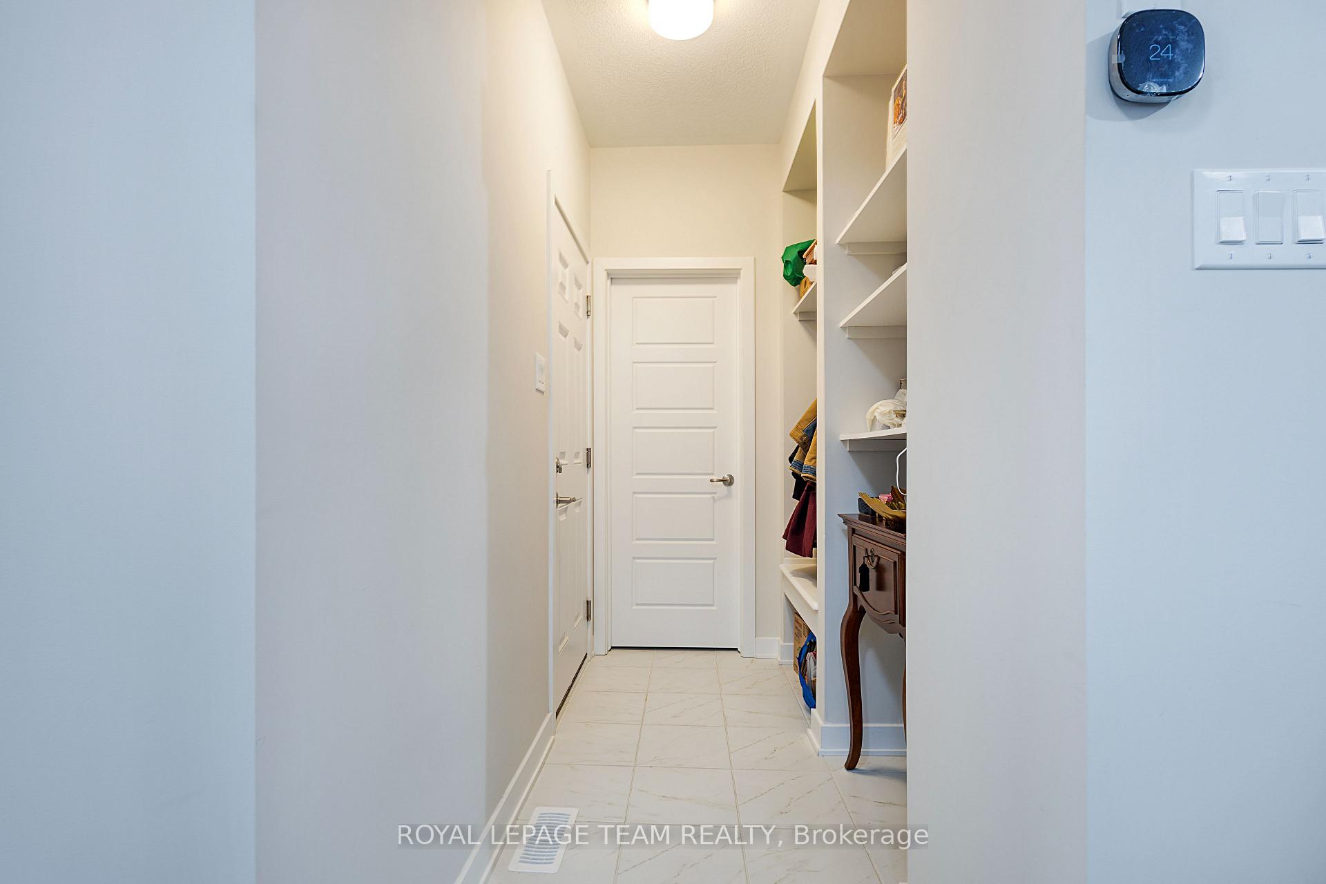 Photo 5 of 1007 Showman Street, Ottawa, Goulbourn Twp From Franktown Rd/South To Rideau — HOMEH