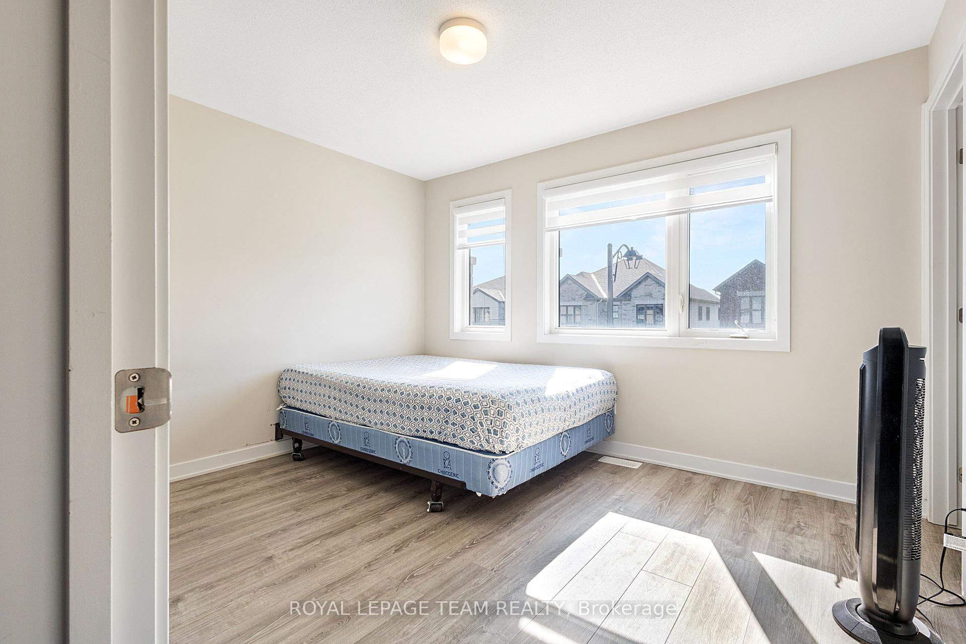 Photo 12 of 1007 Showman Street, Ottawa, Goulbourn Twp From Franktown Rd/South To Rideau — HOMEH
