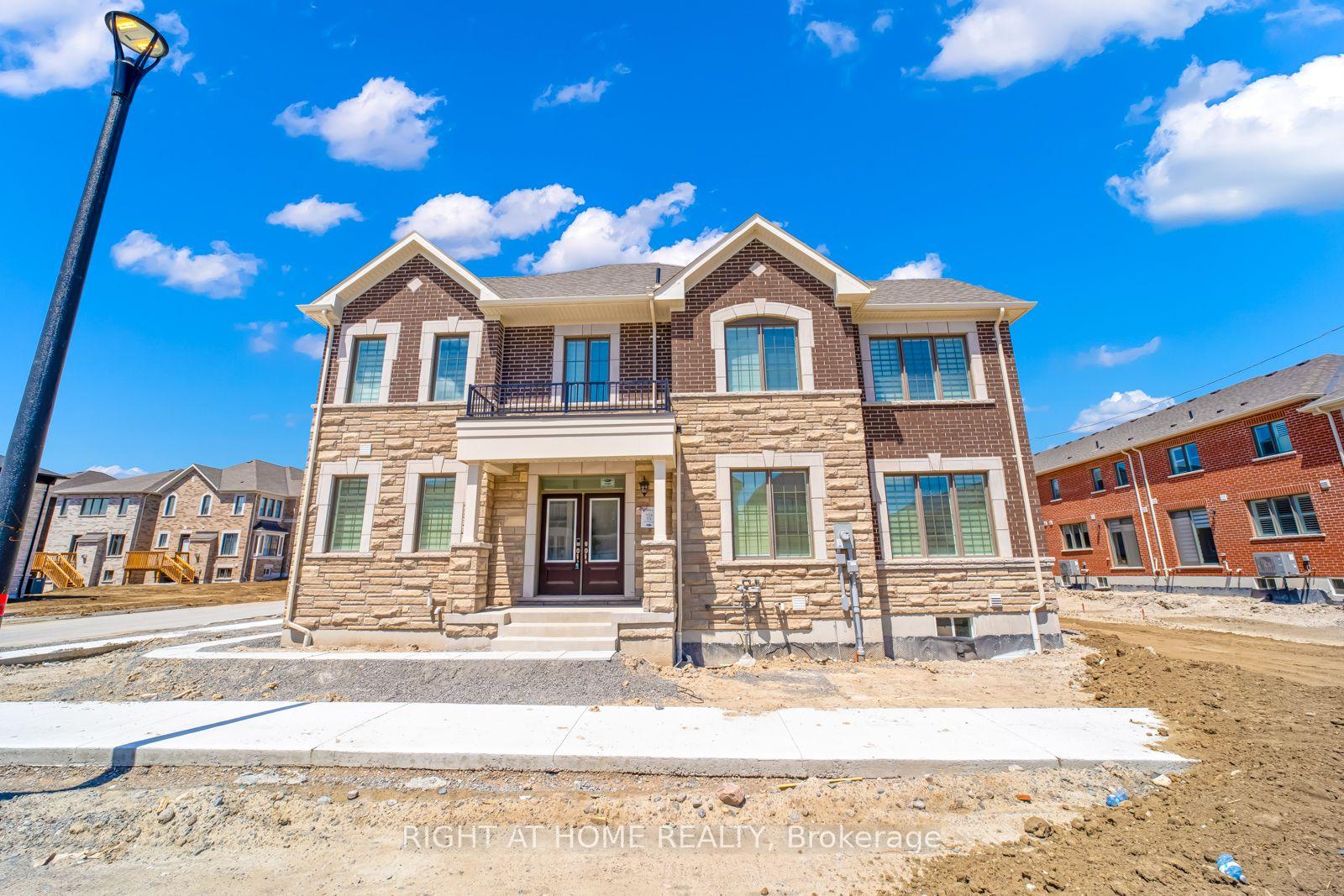 Photo 2 of 3358 Marchington Square, Pickering, Rural Pickering — HOMEH