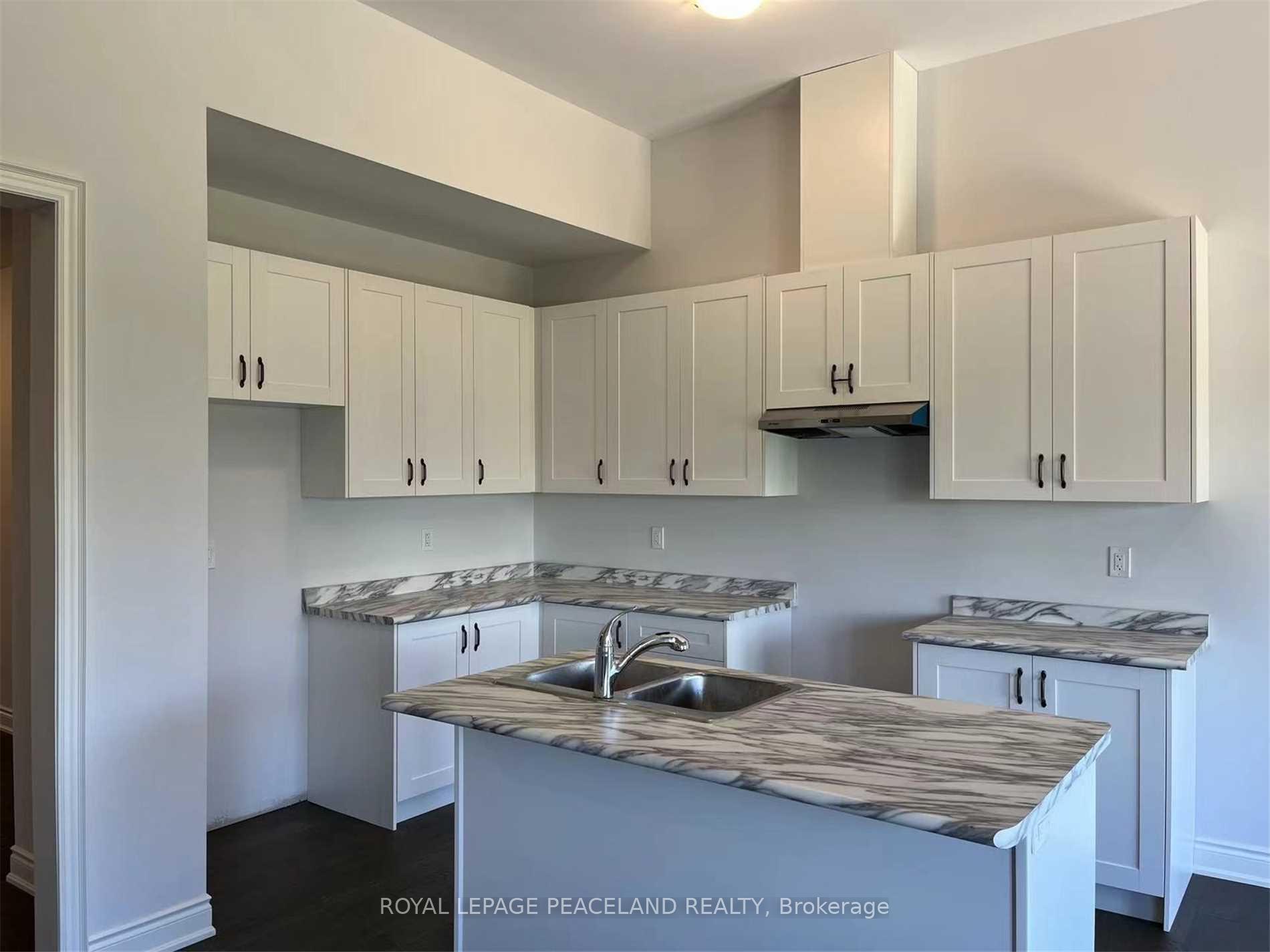 Photo 6 of 27 Ballinger Way, Uxbridge — HOMEH