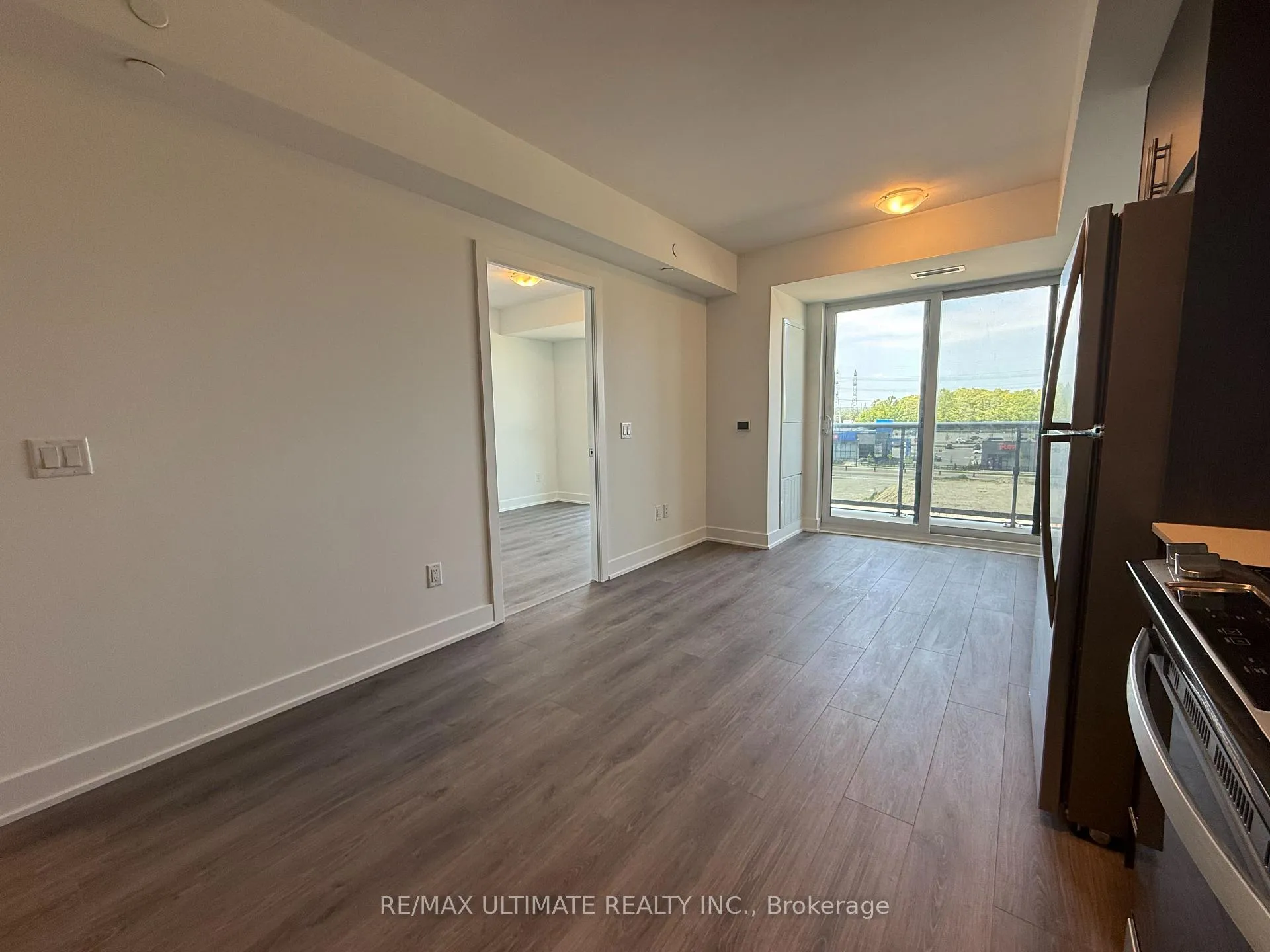 Photo 7 of Unit 533, 2545 Simcoe Street, Oshawa, Windfields — HOMEH