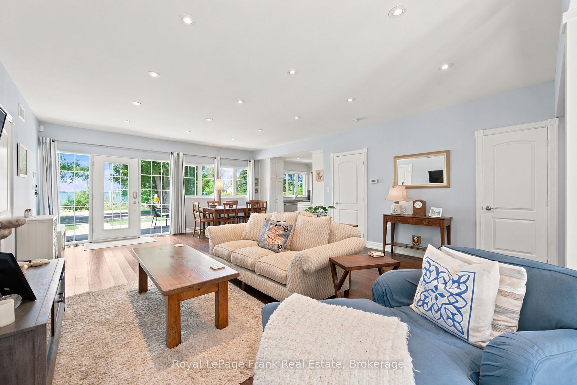 Photo 8 of 15 Lakeshore Road, Brock, Beaverton — HOMEH