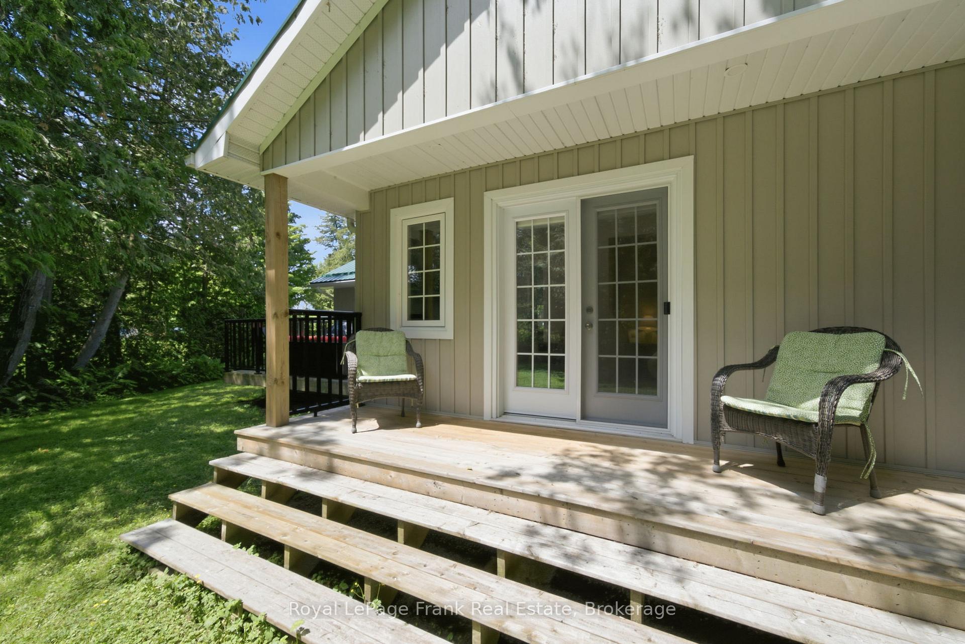Photo 38 of 15 Lakeshore Road, Brock, Beaverton — HOMEH