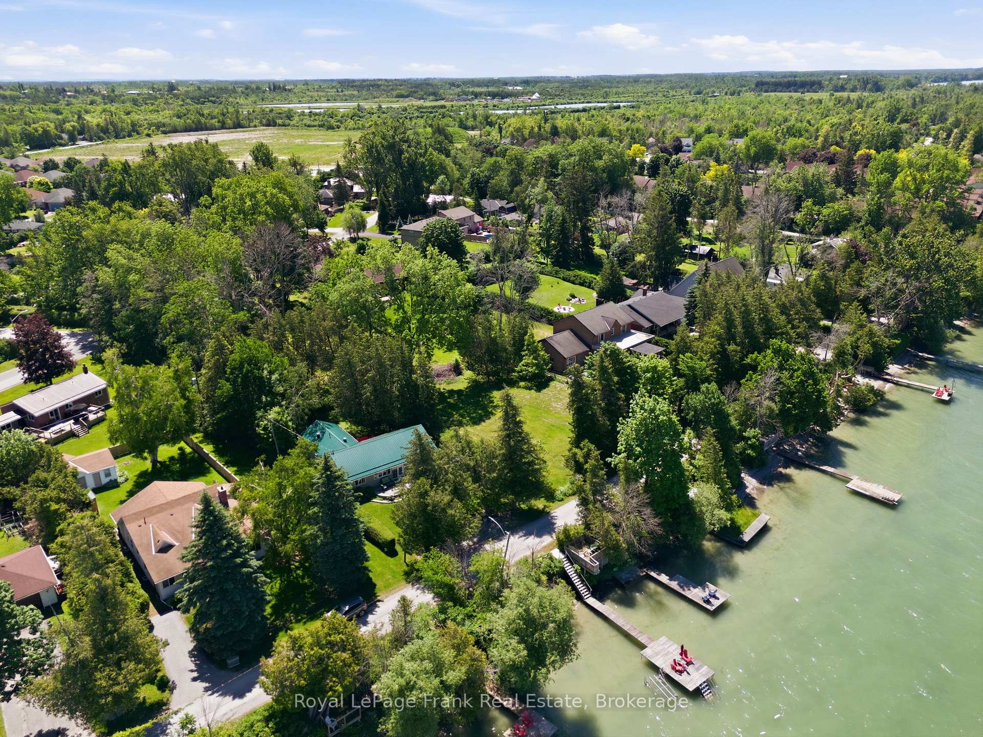 Photo 42 of 15 Lakeshore Road, Brock, Beaverton — HOMEH