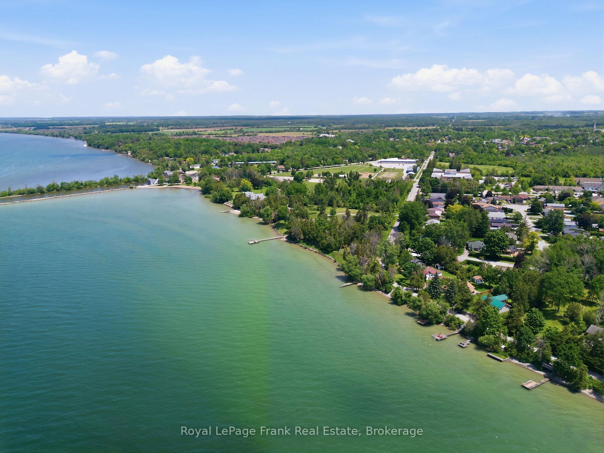 Photo 48 of 15 Lakeshore Road, Brock, Beaverton — HOMEH