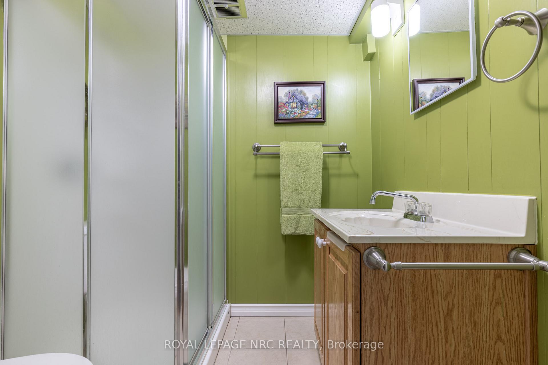 Photo 20 of 542 Lake Street, St. Catharines, Lakeport — HOMEH