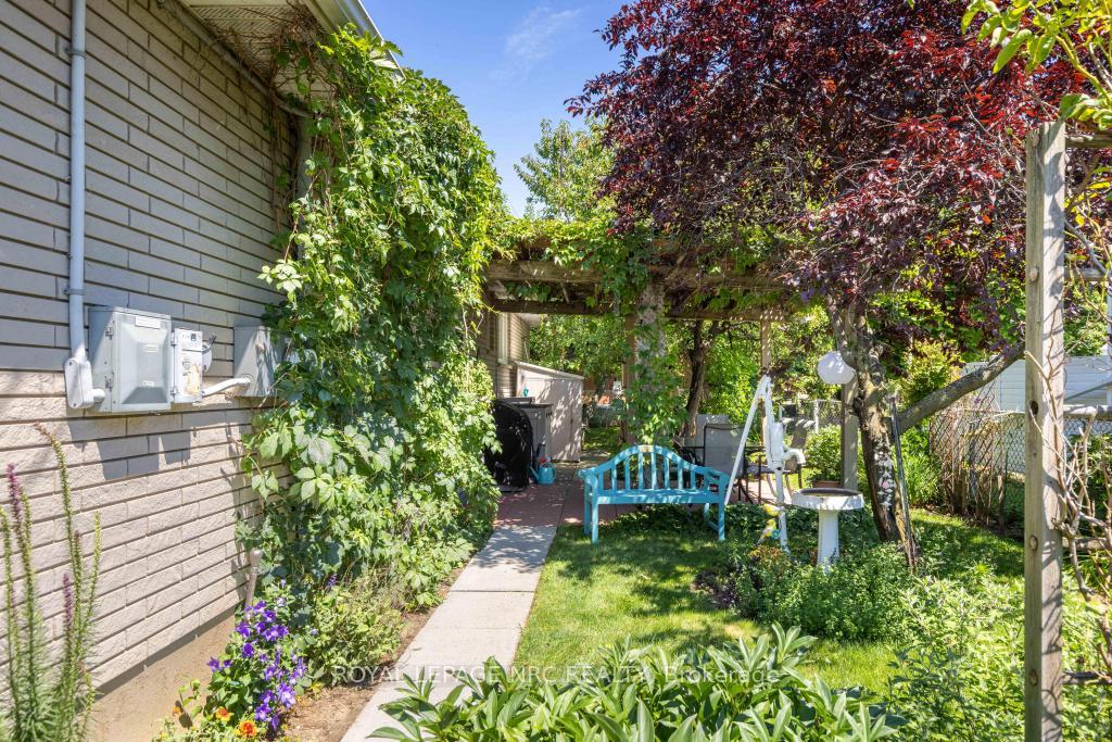 Photo 24 of 542 Lake Street, St. Catharines, Lakeport — HOMEH