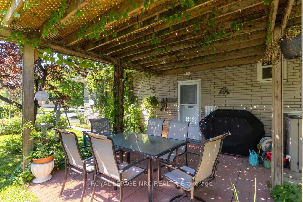 Photo 26 of 542 Lake Street, St. Catharines, Lakeport — HOMEH