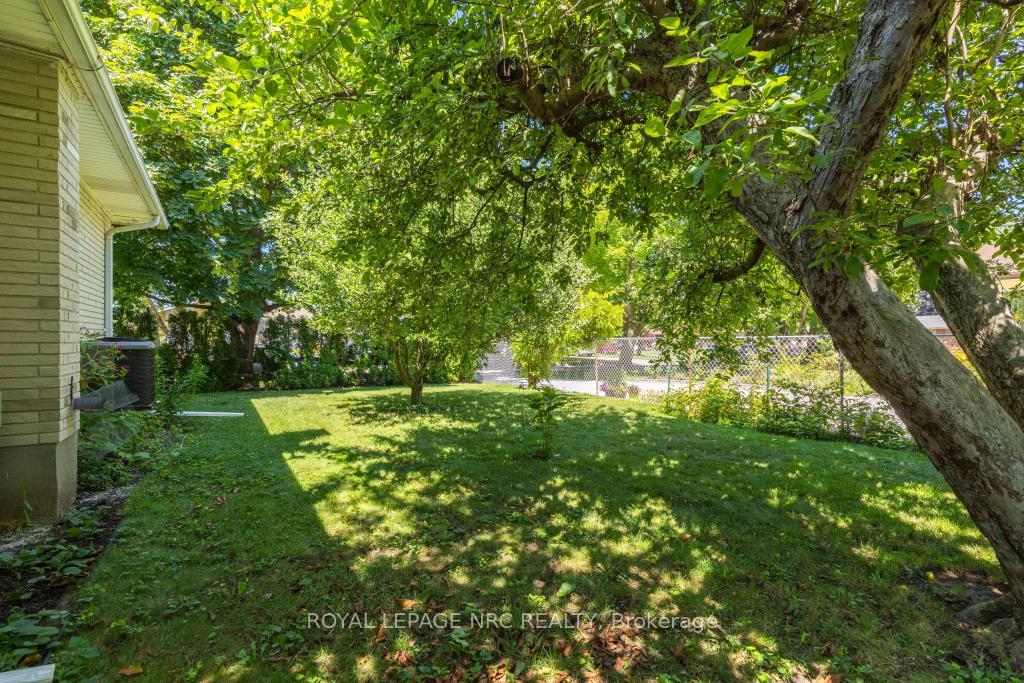 Photo 27 of 542 Lake Street, St. Catharines, Lakeport — HOMEH
