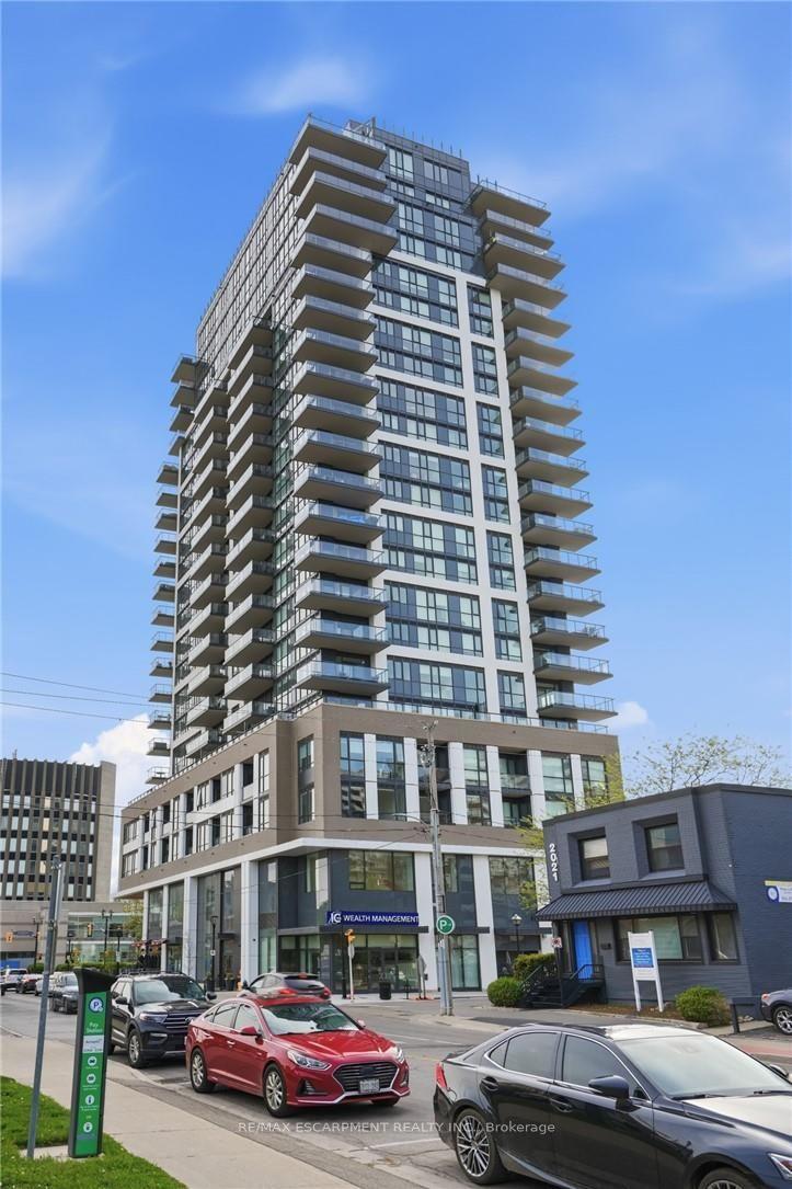 Photo 8 of Unit 2004, 2007 James Street, Burlington, Brant — HOMEH
