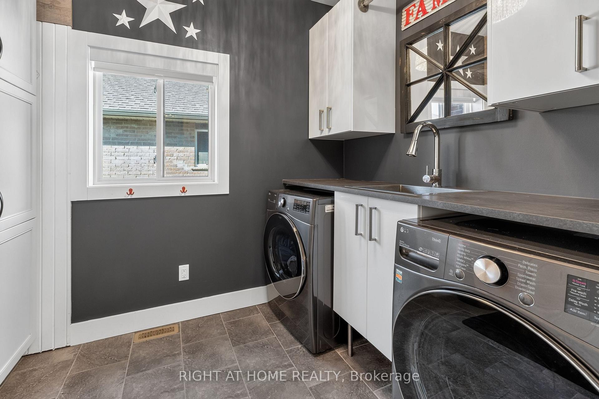 Photo 24 of 90 Shaw Valley Drive, St. Thomas — HOMEH
