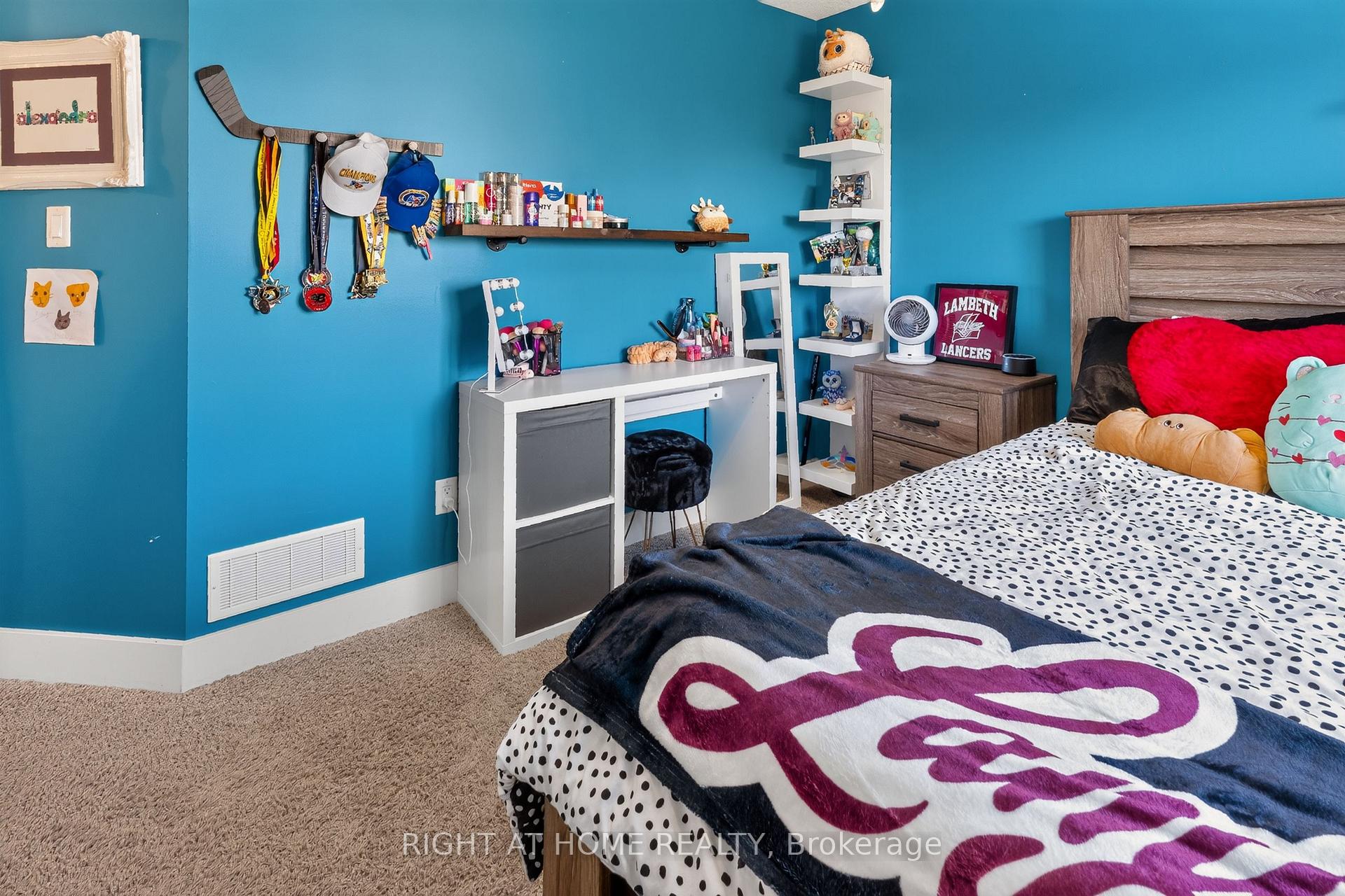 Photo 38 of 90 Shaw Valley Drive, St. Thomas — HOMEH