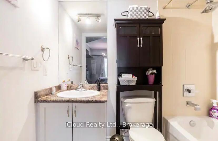 Photo 14 of Unit 104, 1 Brandy Lane Drive, Collingwood — HOMEH