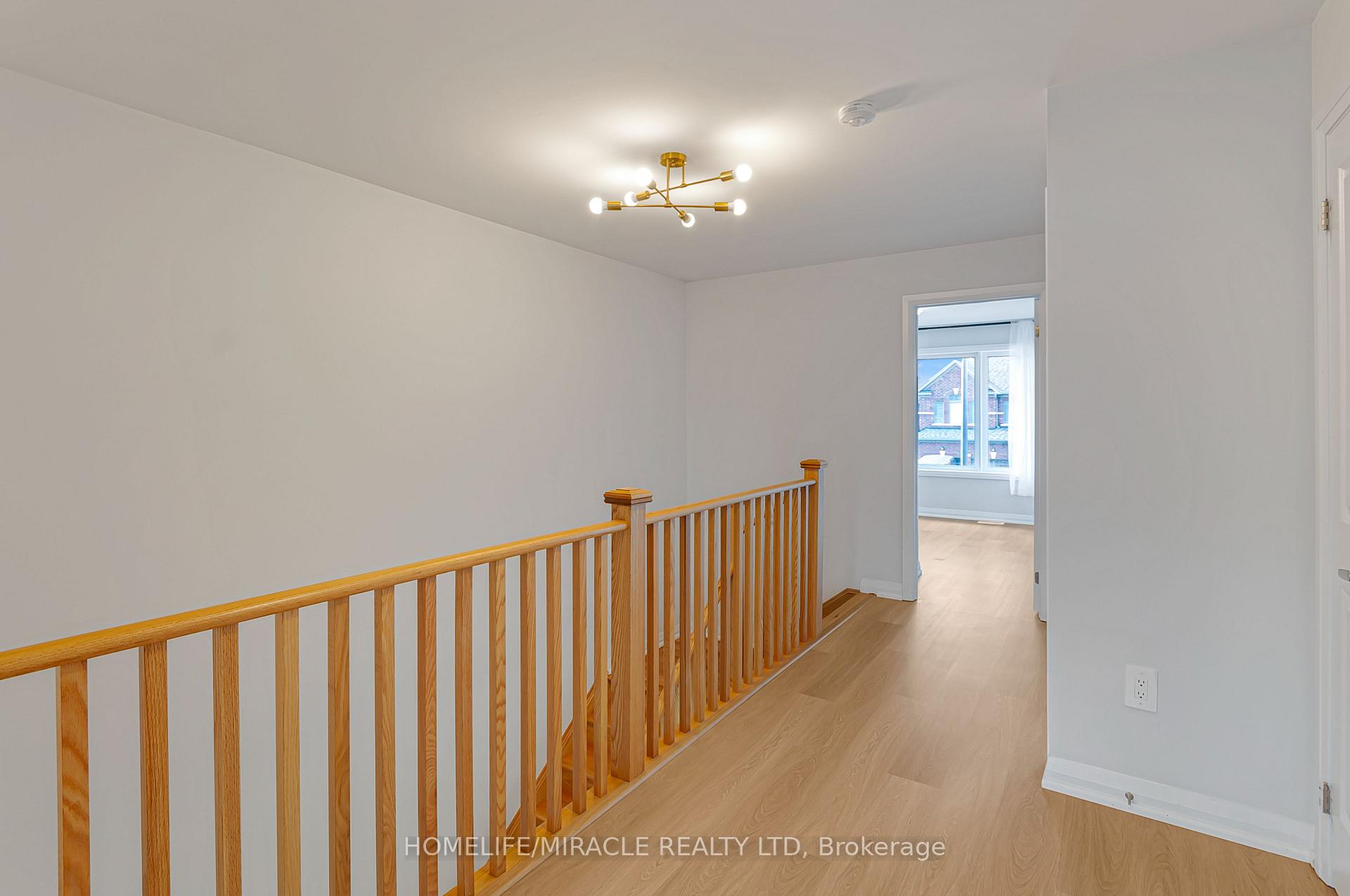 Photo 23 of 20 Corley Street, Kawartha Lakes, Lindsay — HOMEH