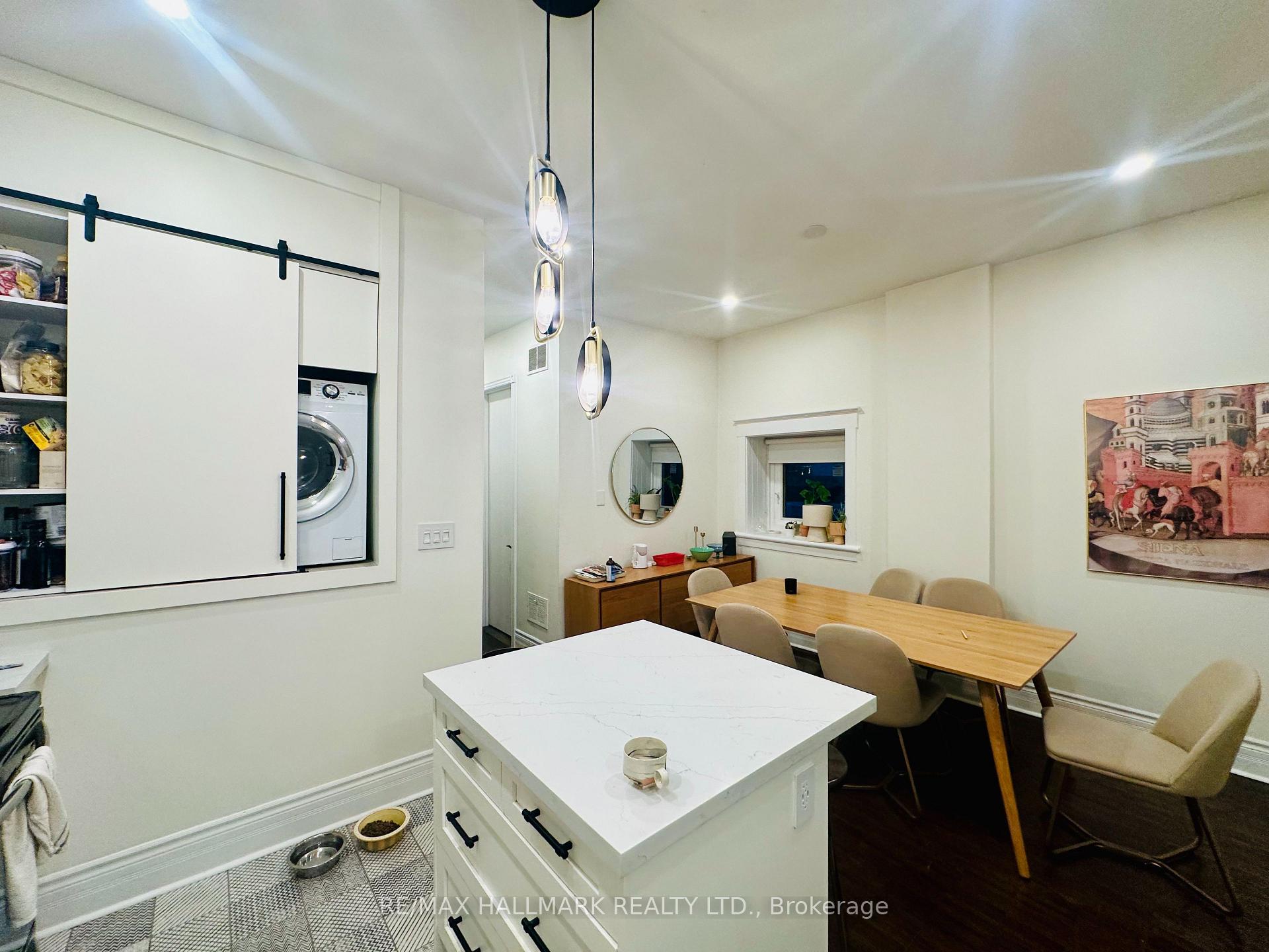 Photo 5 of Unit 2, 7 Bernard Avenue, Toronto, The Annex — HOMEH