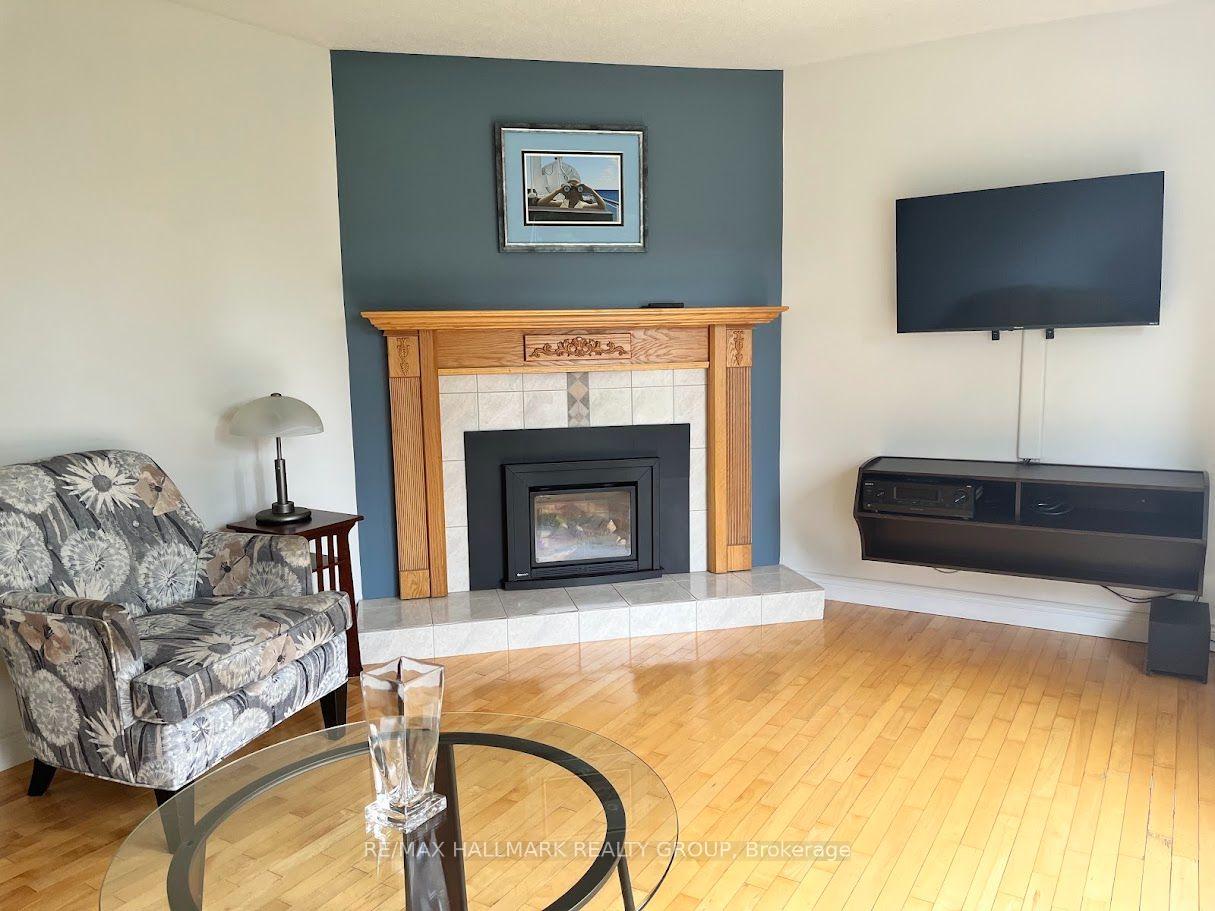 Photo 7 of 279 Pintail Terrace, Ottawa, Chatelaine Village — HOMEH