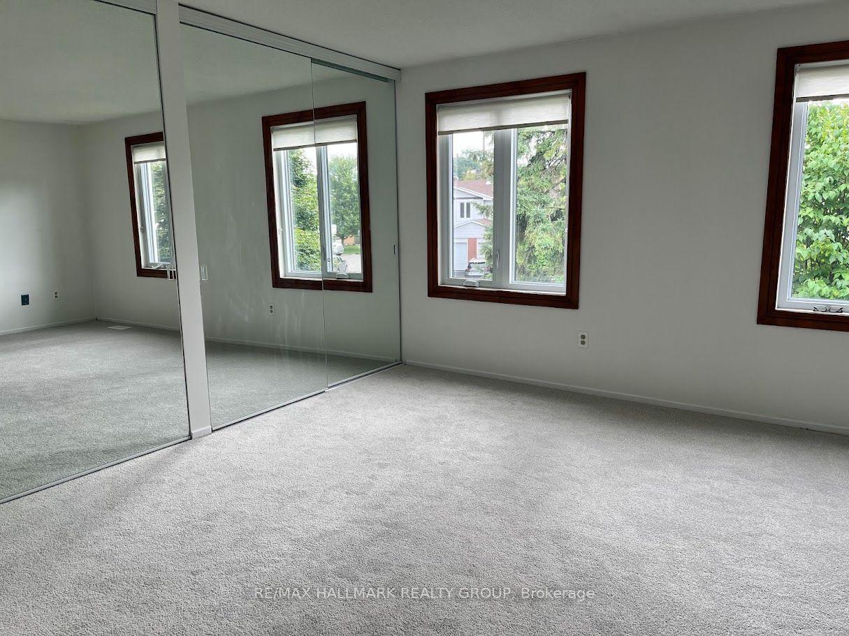 Photo 17 of 279 Pintail Terrace, Ottawa, Chatelaine Village — HOMEH