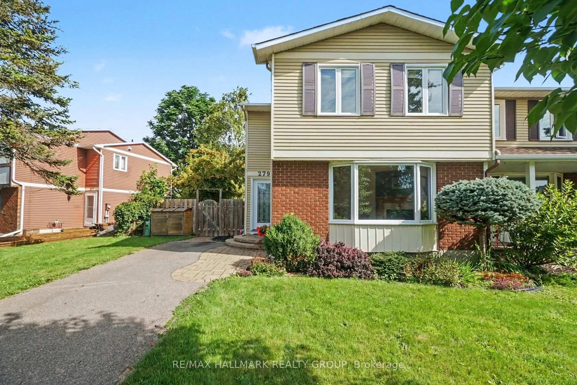 Photo 4 of 279 Pintail Terrace, Ottawa, Chatelaine Village — HOMEH