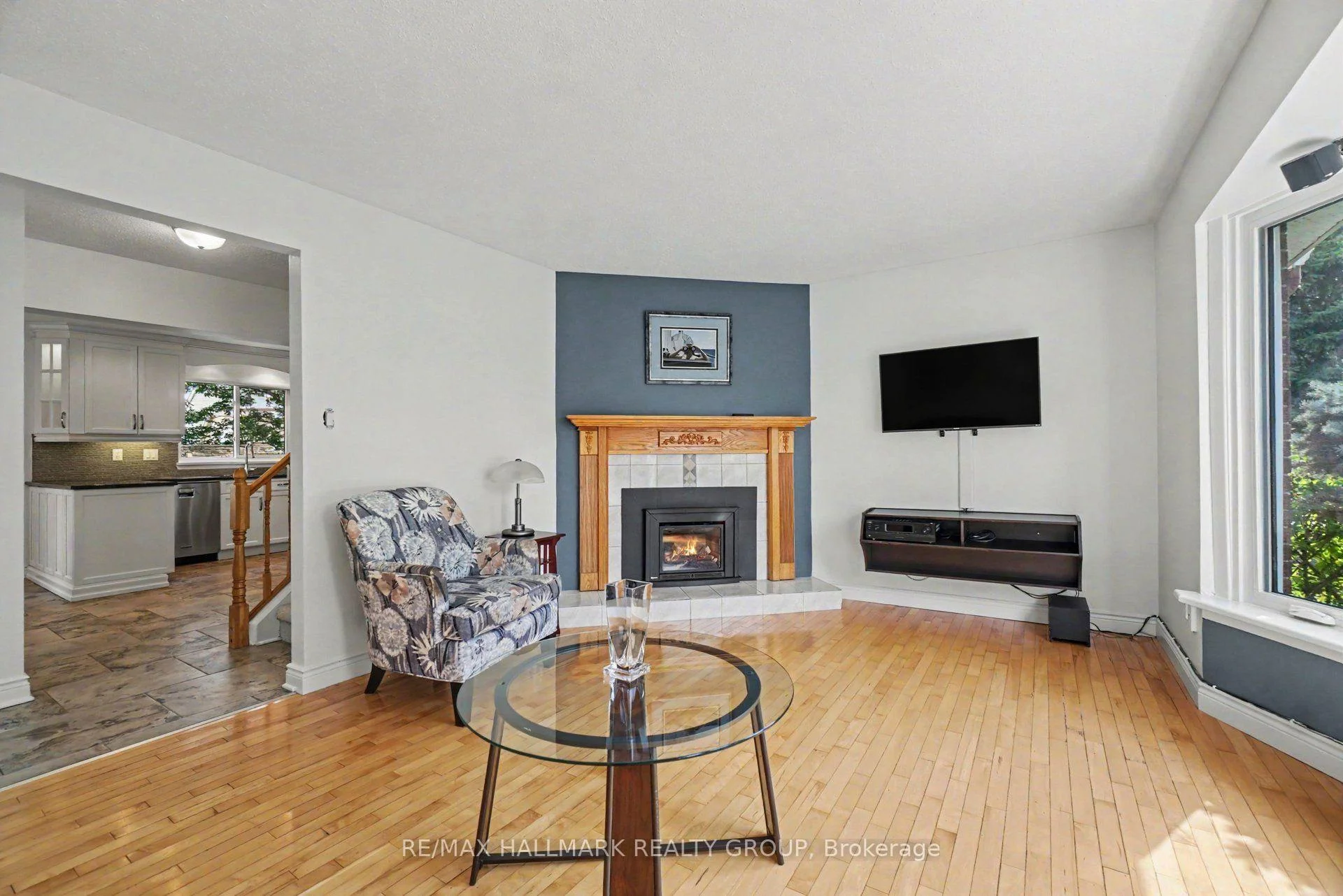 Photo 8 of 279 Pintail Terrace, Ottawa, Chatelaine Village — HOMEH