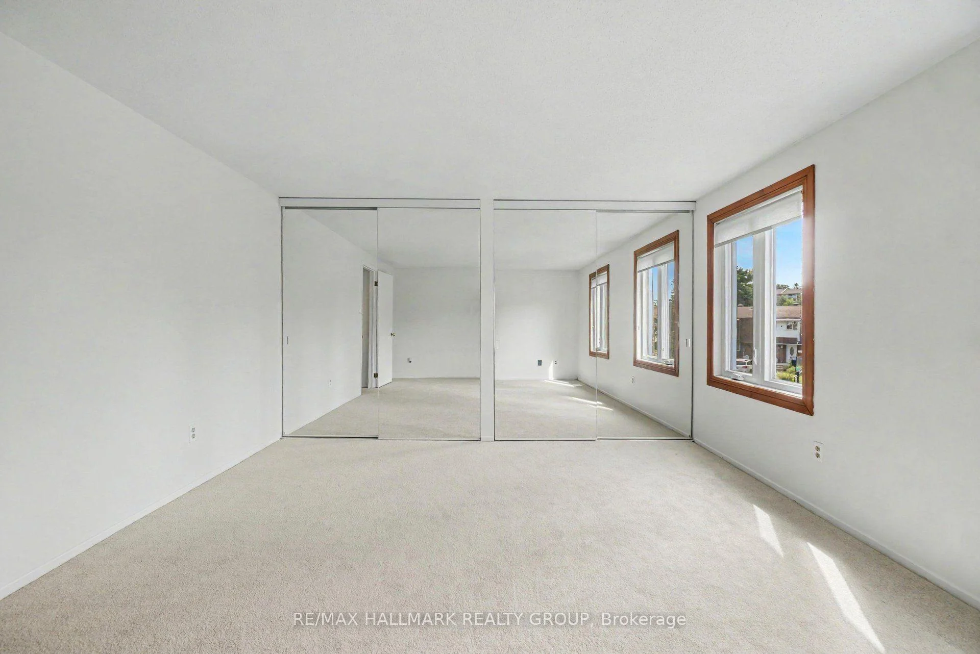 Photo 26 of 279 Pintail Terrace, Ottawa, Chatelaine Village — HOMEH