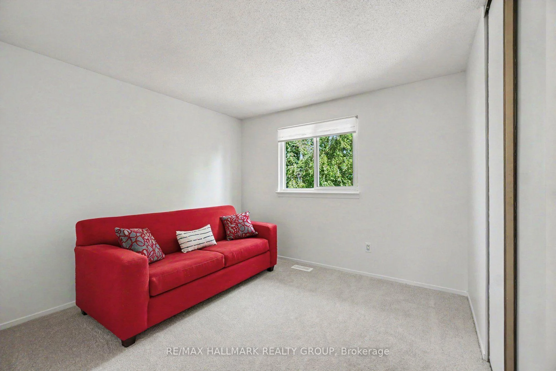 Photo 30 of 279 Pintail Terrace, Ottawa, Chatelaine Village — HOMEH