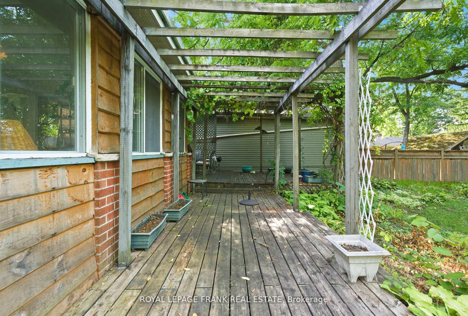 Photo 40 of 76 Bond Street W, Kawartha Lakes, Lindsay — HOMEH