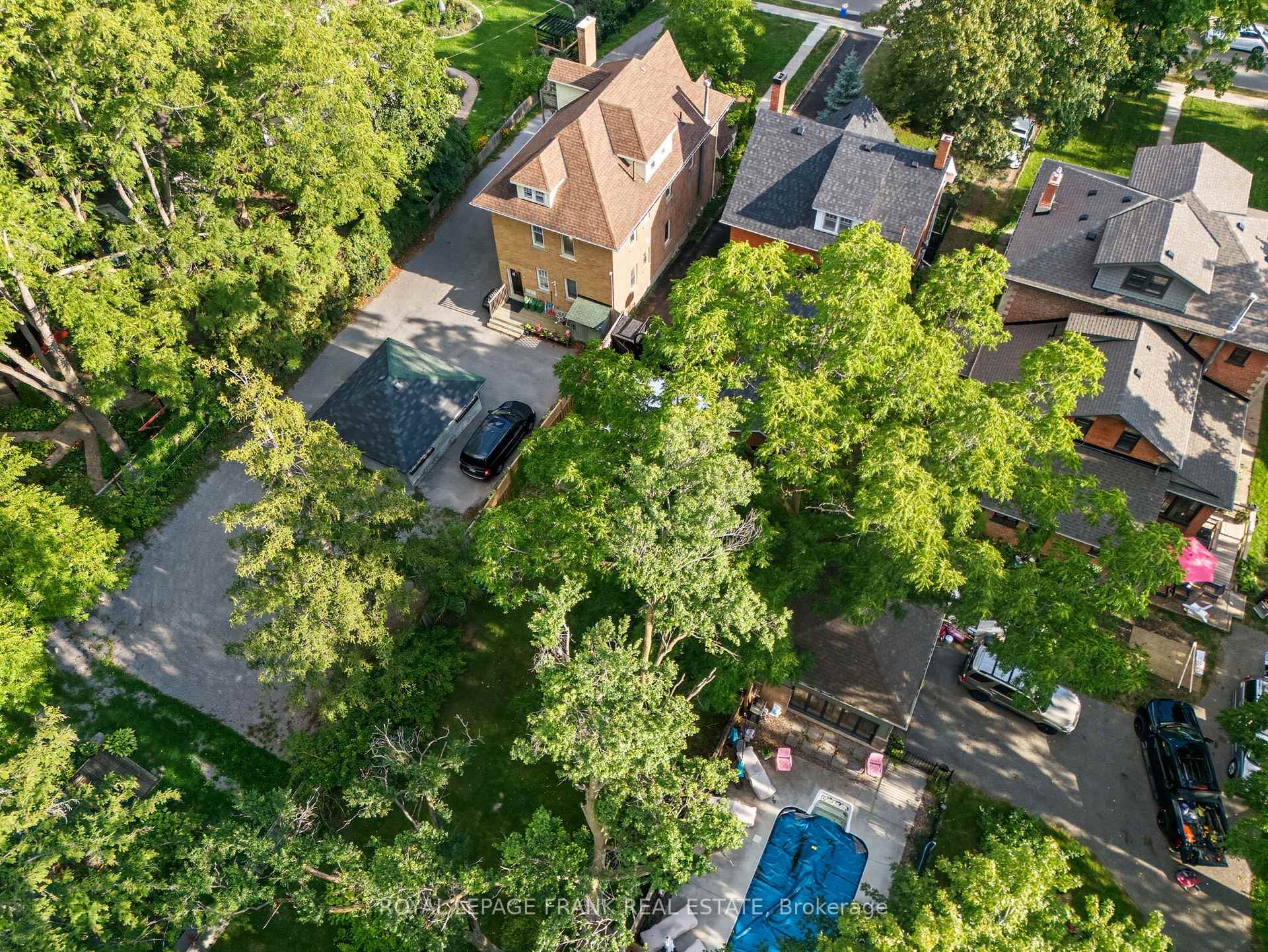 Photo 44 of 76 Bond Street W, Kawartha Lakes, Lindsay — HOMEH