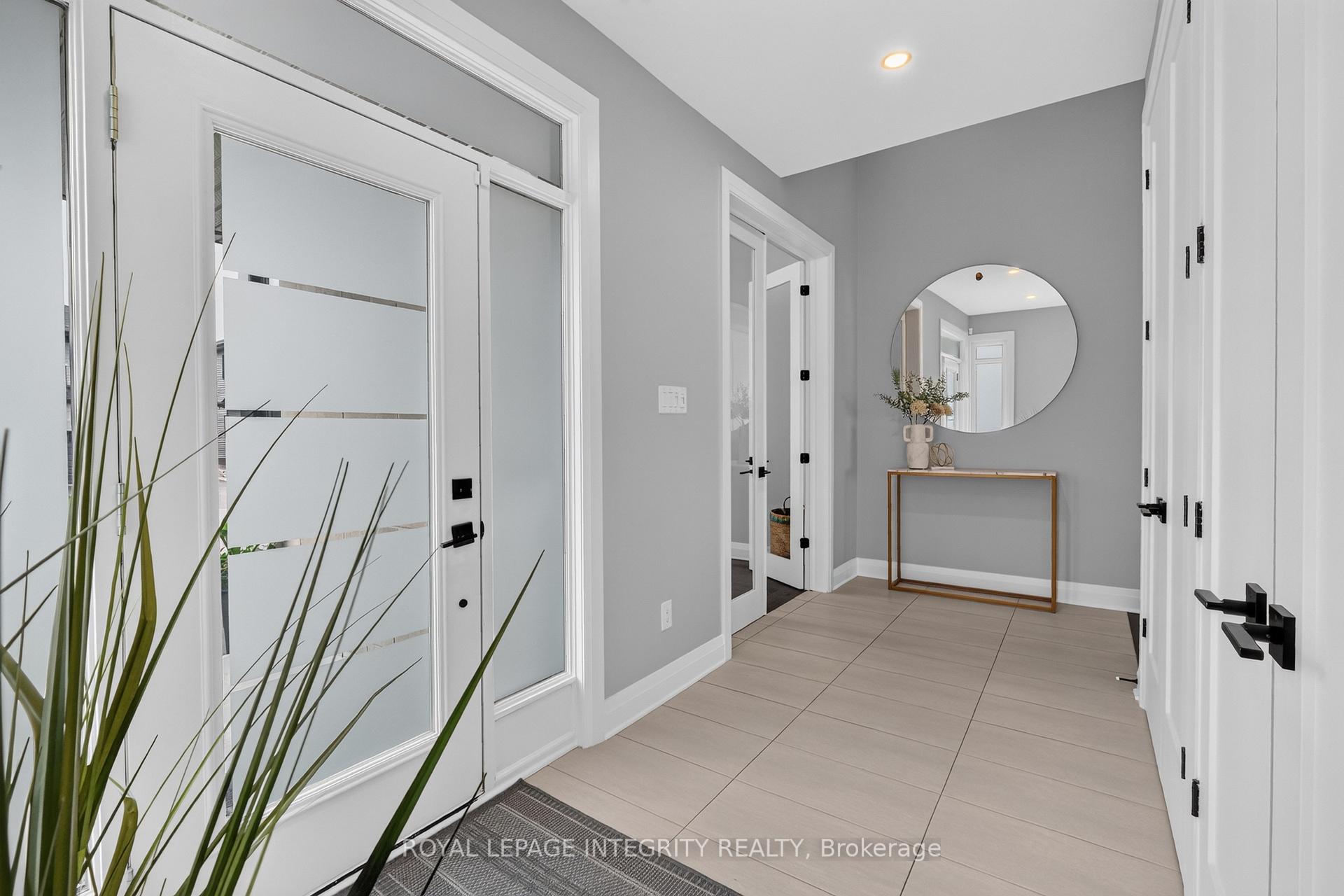 Photo 5 of 643 Gendarme Circle, Ottawa, Mer Bleue/Bradley Estates/Anderson Park — HOMEH