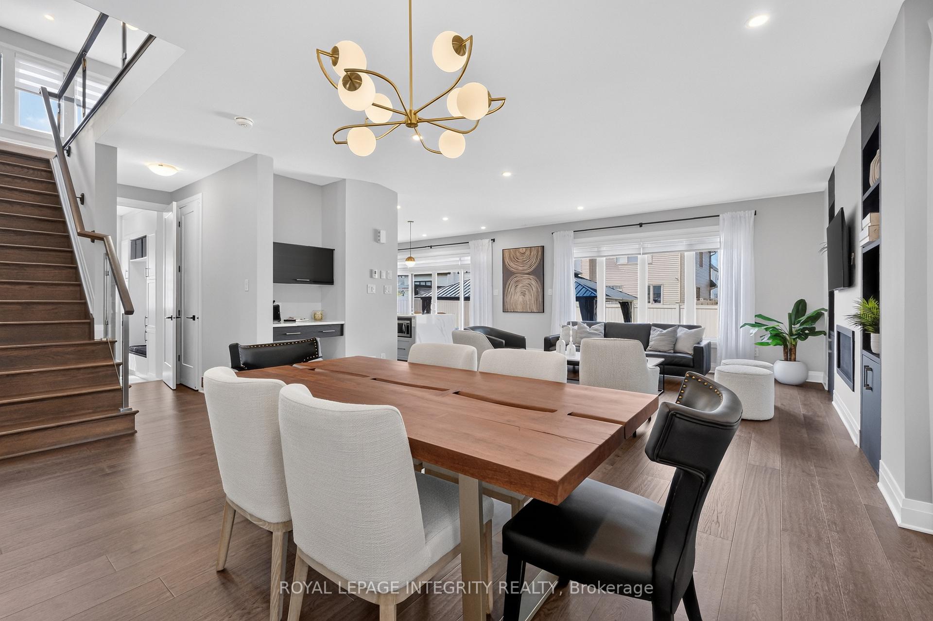 Photo 10 of 643 Gendarme Circle, Ottawa, Mer Bleue/Bradley Estates/Anderson Park — HOMEH