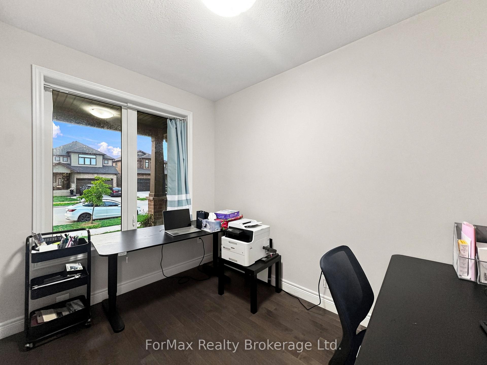 Photo 8 of 55 Loxleigh Lane, Waterloo, Breslau — HOMEH