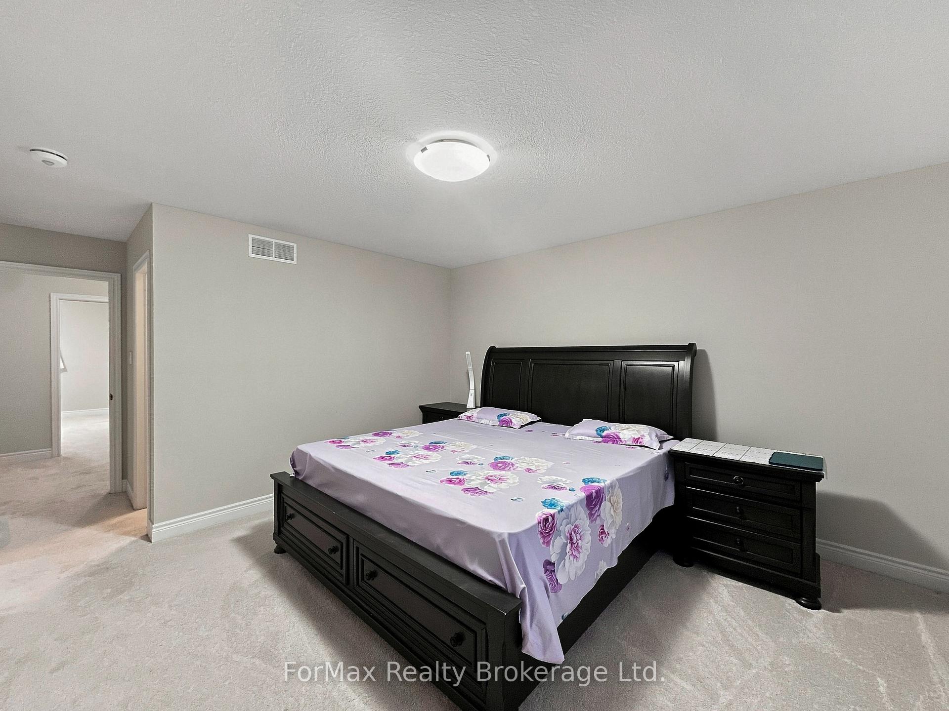 Photo 28 of 55 Loxleigh Lane, Waterloo, Breslau — HOMEH