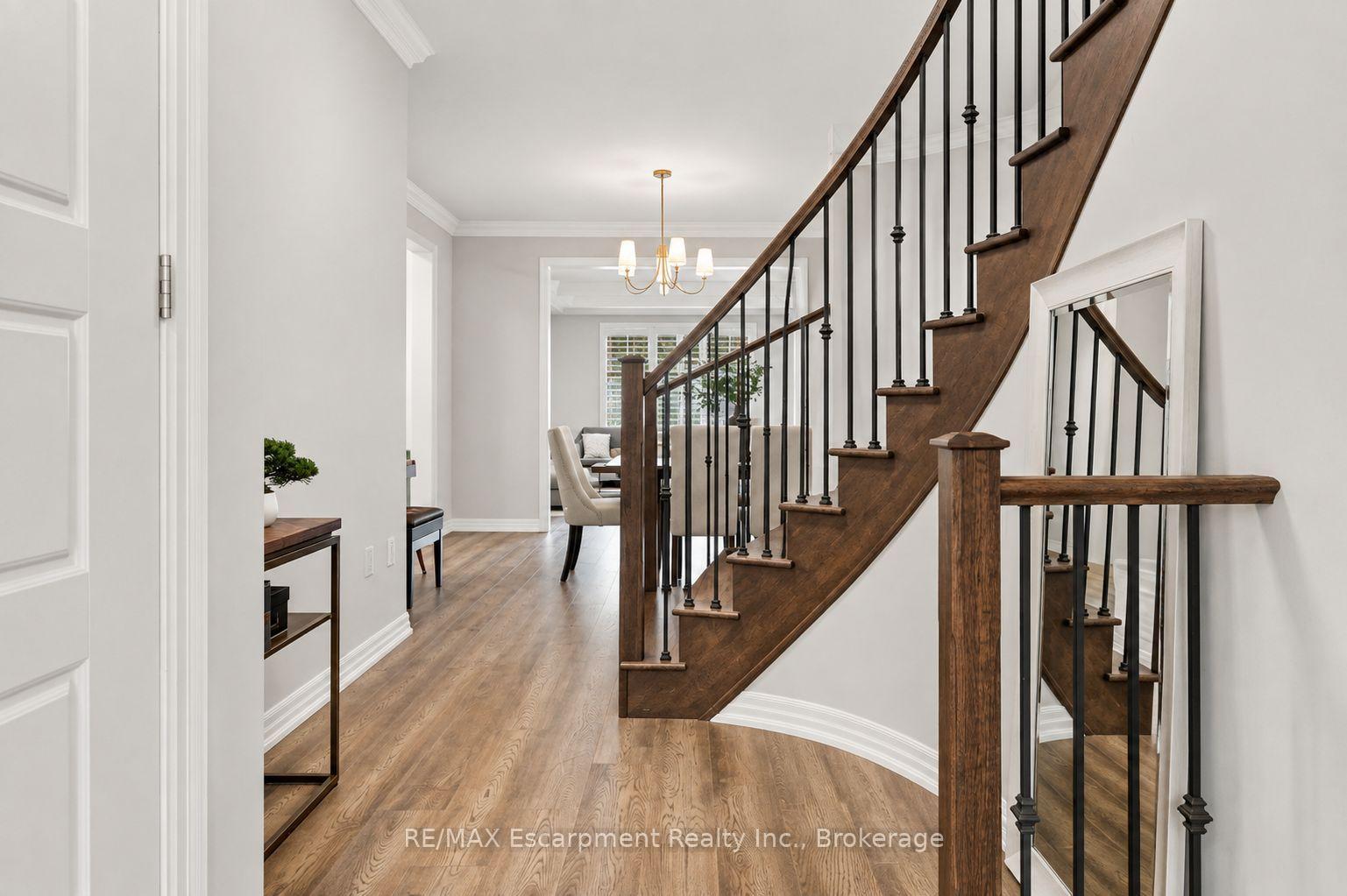 Photo 7 of 143 Threshing Mill Boulevard, Oakville, Glenorchy — HOMEH