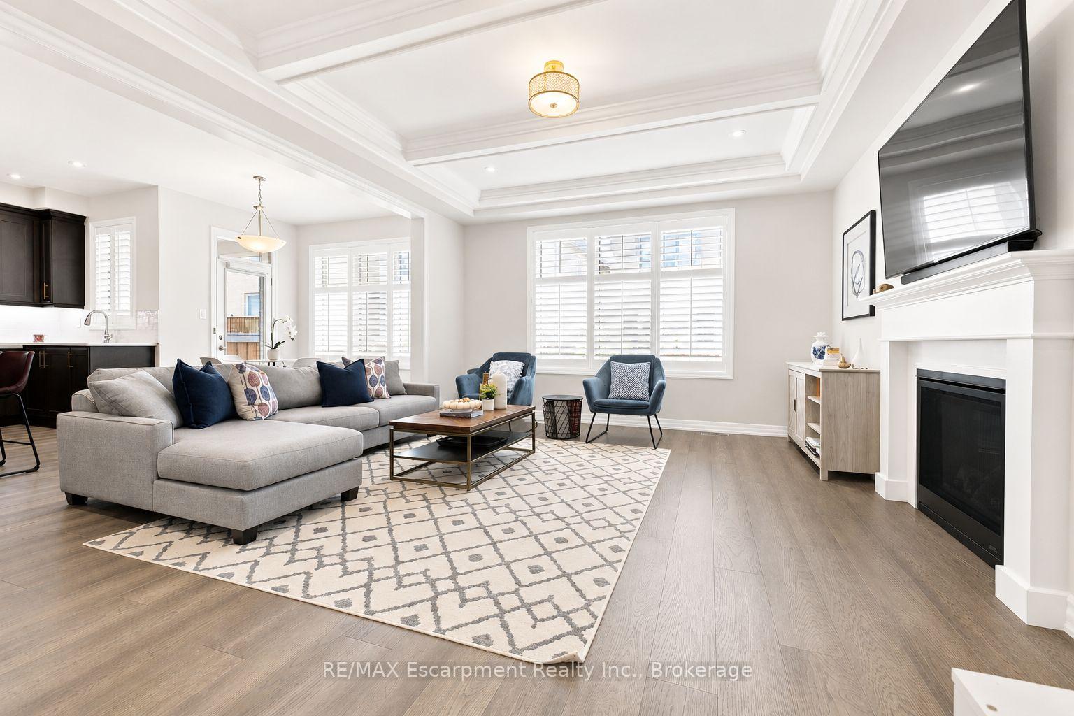 Photo 11 of 143 Threshing Mill Boulevard, Oakville, Glenorchy — HOMEH
