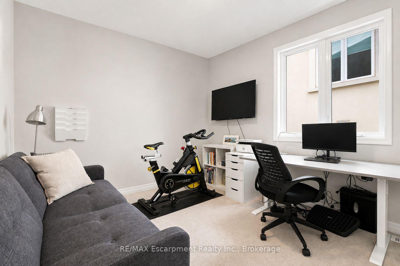 Photo 25 of 143 Threshing Mill Boulevard, Oakville, Glenorchy — HOMEH