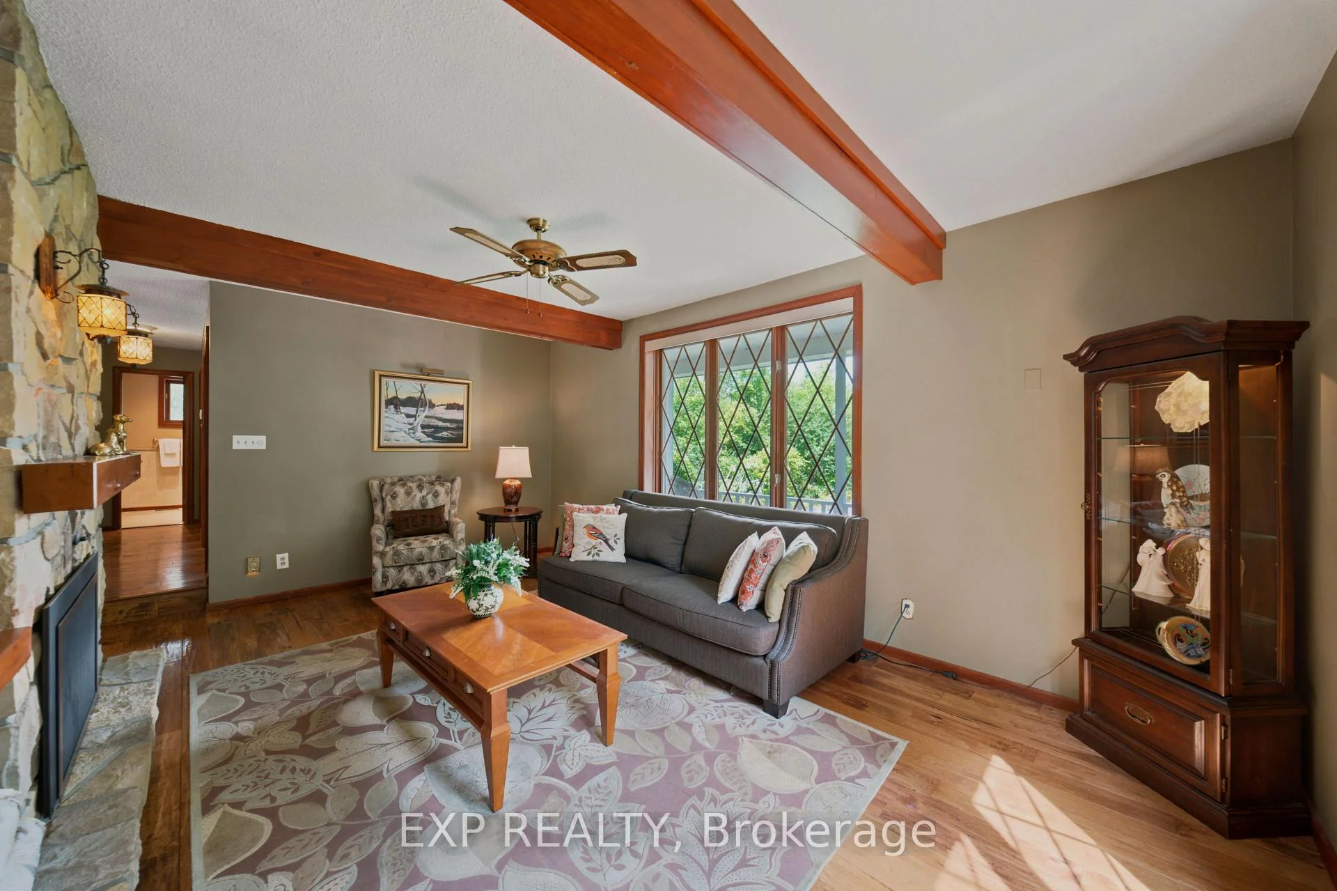 Photo 26 of 960 Quigley Hill Road, Ottawa, Camelot — HOMEH