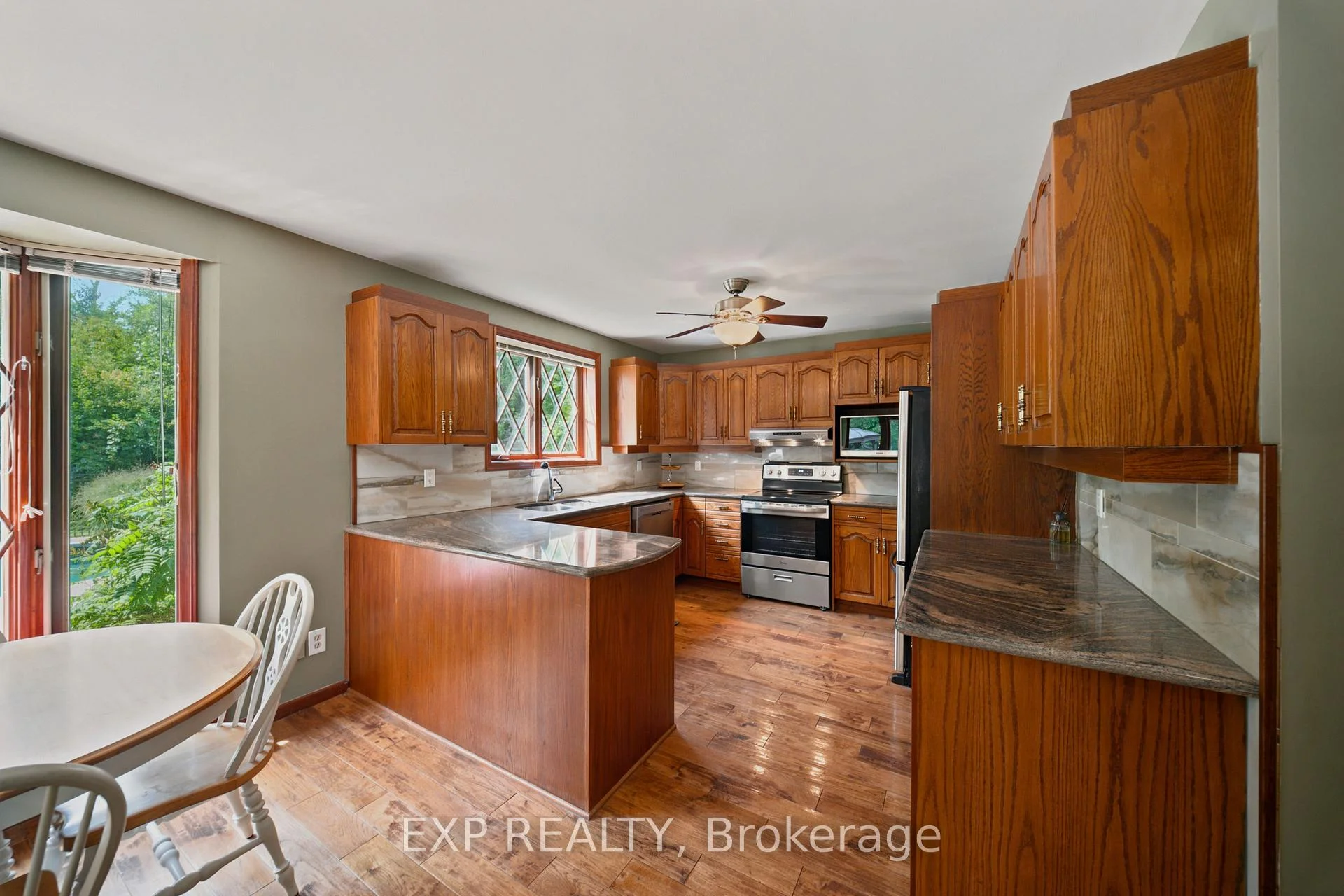 Photo 63 of 960 Quigley Hill Road, Ottawa, Camelot — HOMEH