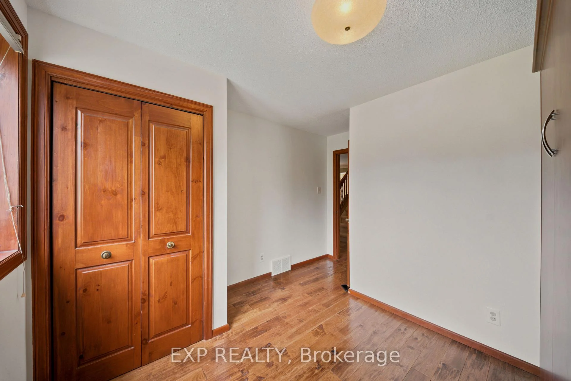 Photo 104 of 960 Quigley Hill Road, Ottawa, Camelot — HOMEH