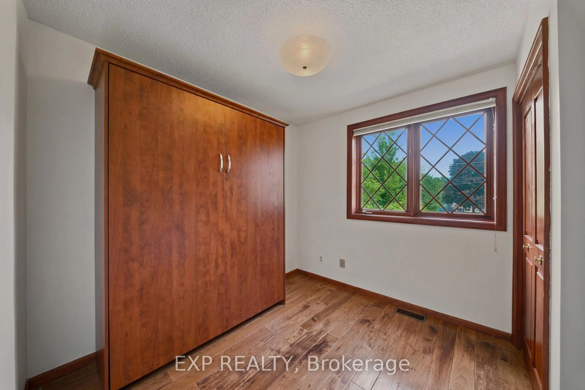 Photo 150 of 960 Quigley Hill Road, Ottawa, Camelot — HOMEH