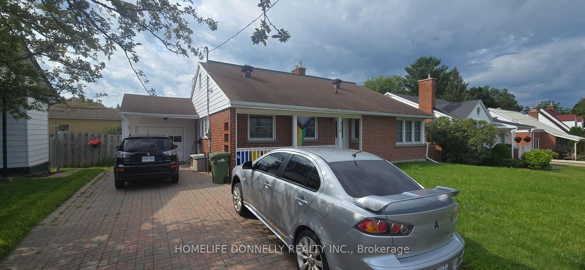 Photo 2 of 310 Dickson Street, Pembroke, Pembroke — HOMEH