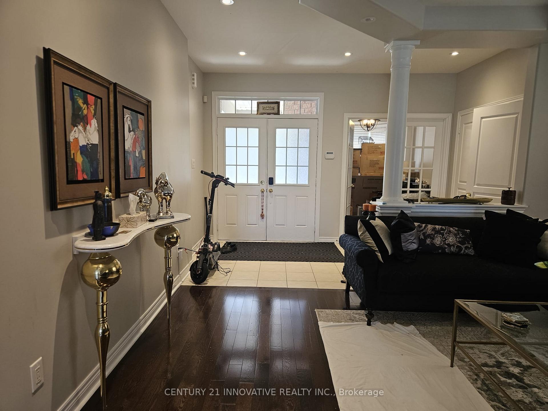 Photo 4 of Unit Upper, 118 Santa Amato Crescent, Vaughan, Patterson — HOMEH