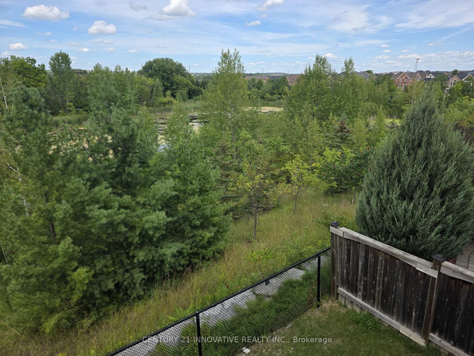 Photo 33 of Unit Upper, 118 Santa Amato Crescent, Vaughan, Patterson — HOMEH