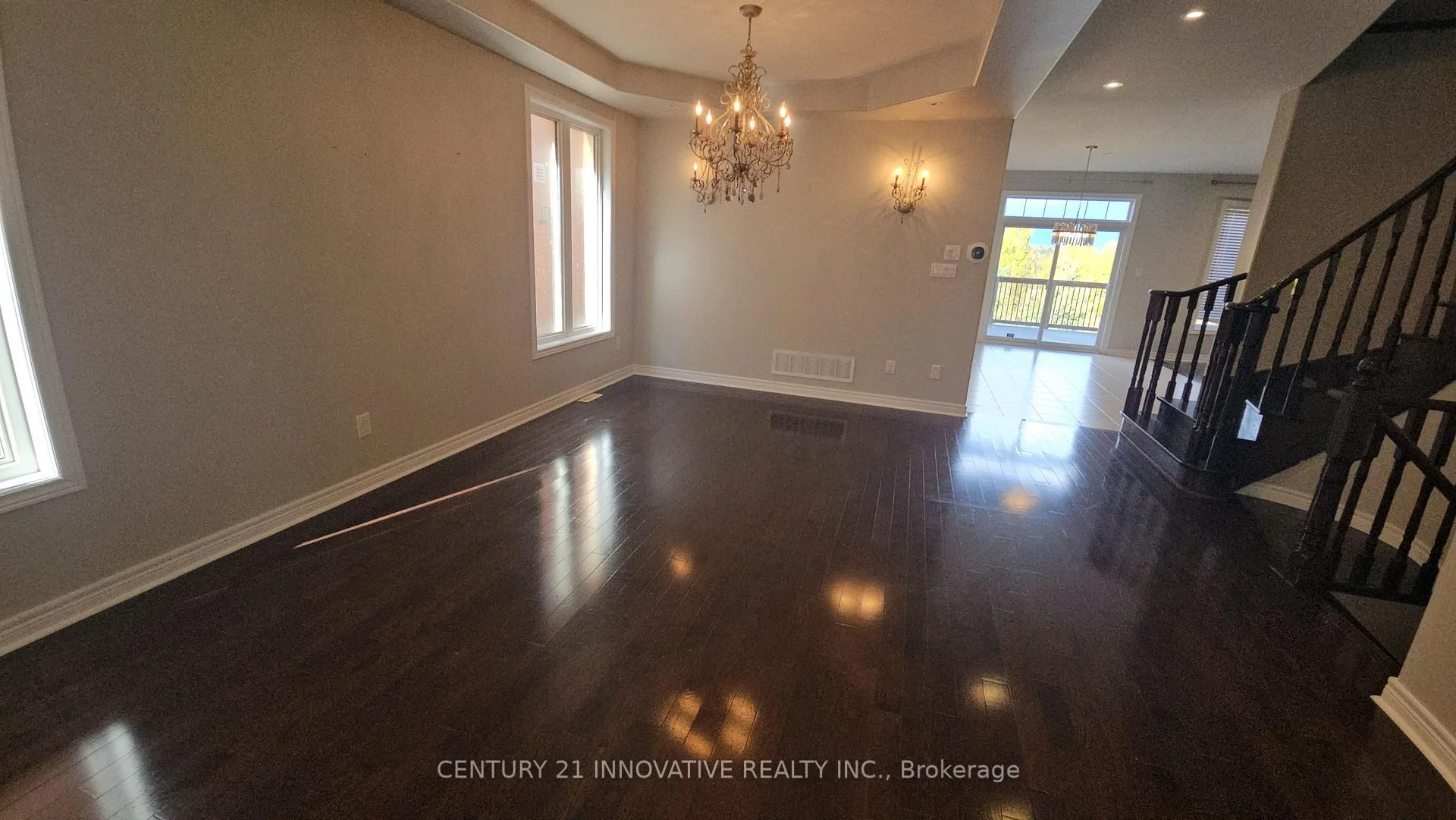 Photo 9 of Unit Upper, 118 Santa Amato Crescent, Vaughan, Patterson — HOMEH