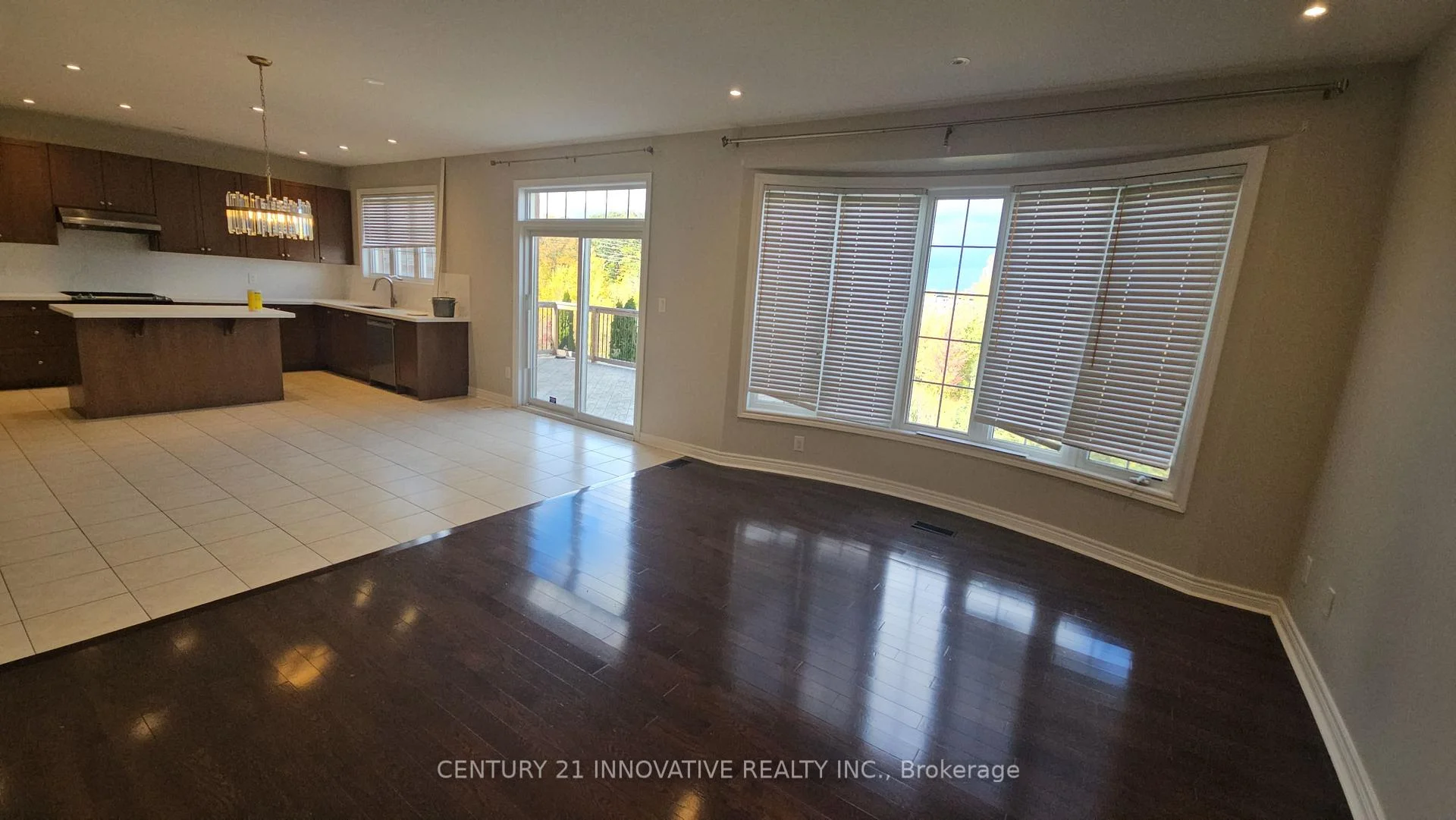 Photo 21 of Unit Upper, 118 Santa Amato Crescent, Vaughan, Patterson — HOMEH